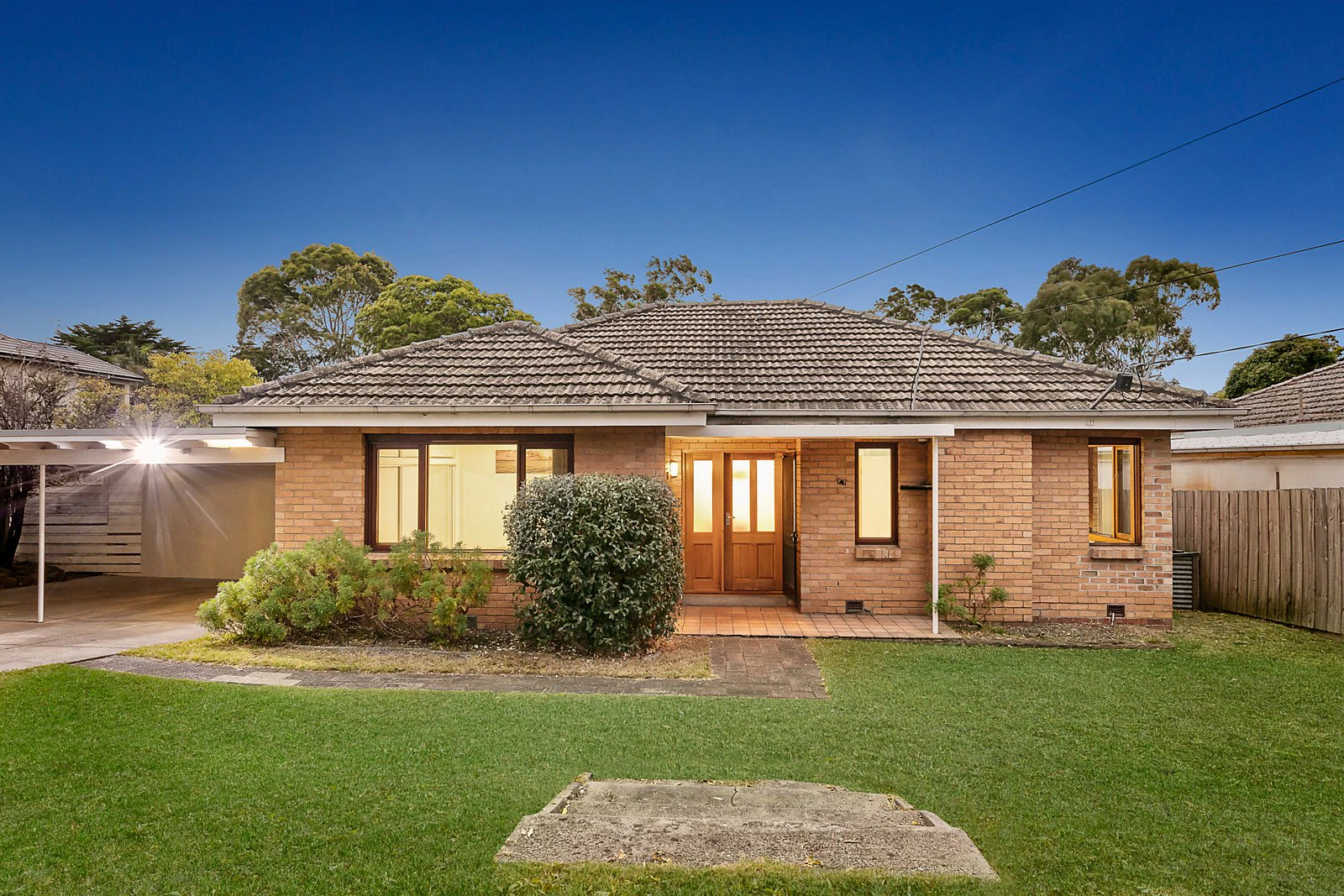 4 Sunlight Crescent, Brighton East, VIC