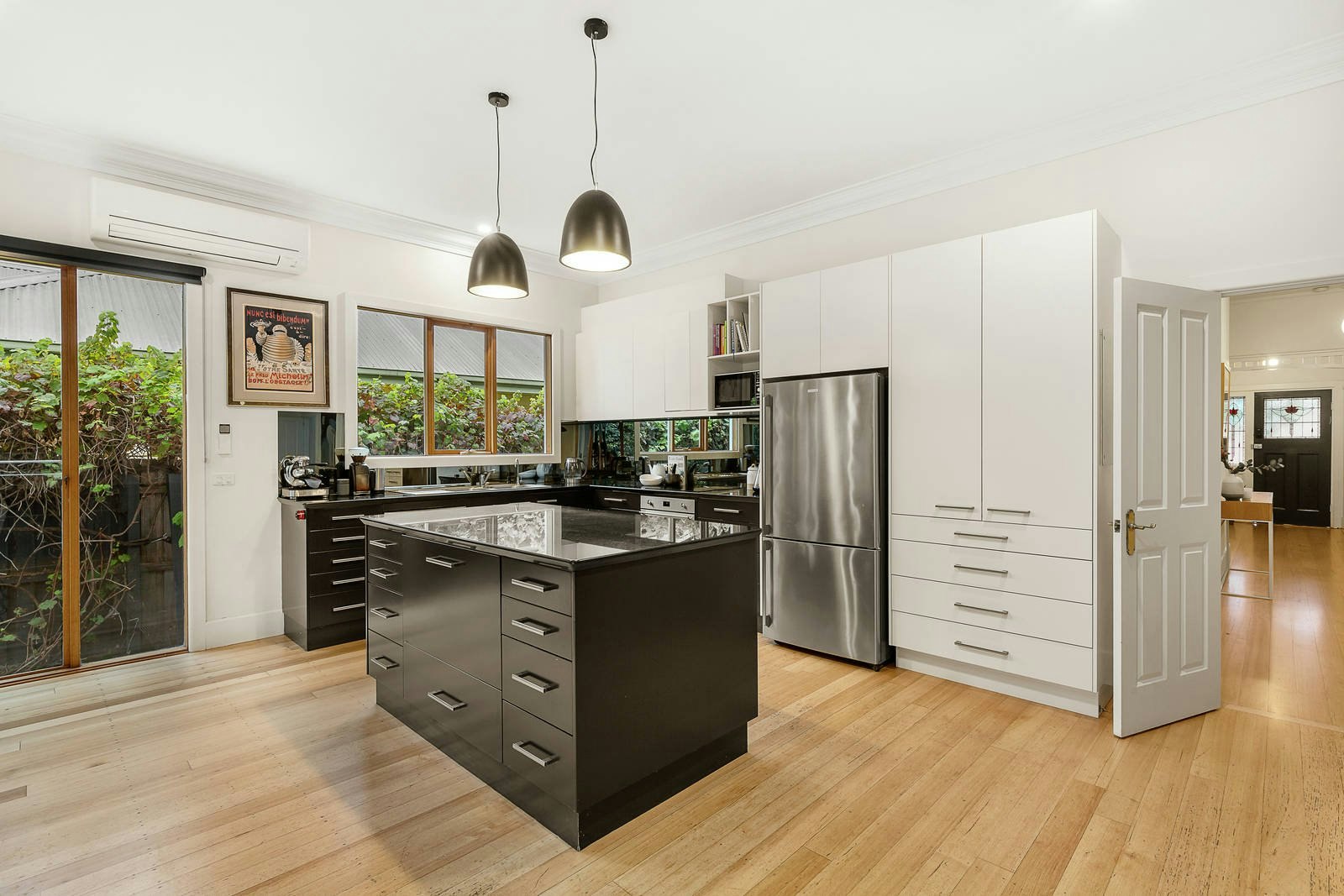 27 Highbury Avenue, Hampton East, VIC