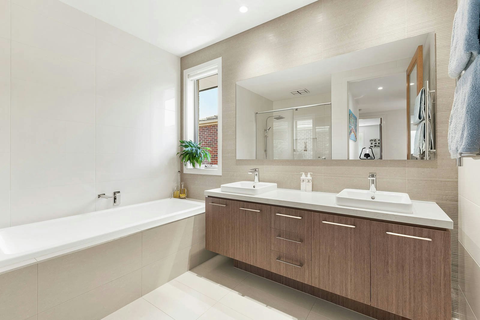 49 Binnie Street, Brighton East, VIC