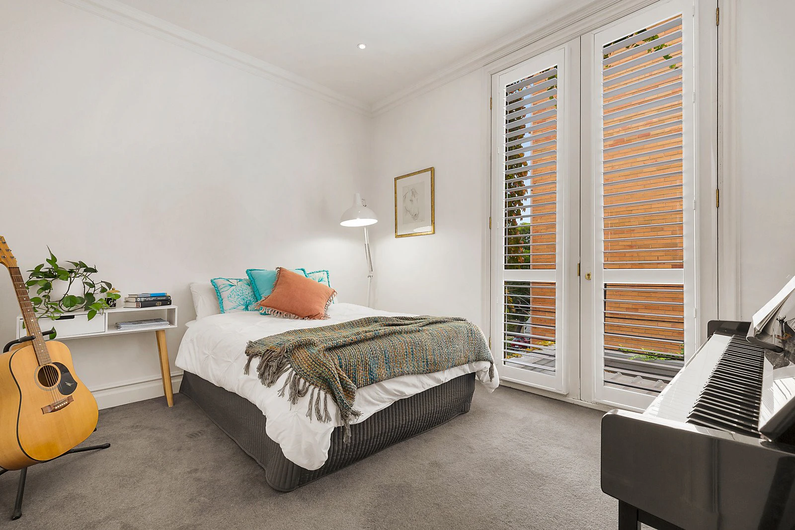 15A Woodside Crescent, Toorak, VIC