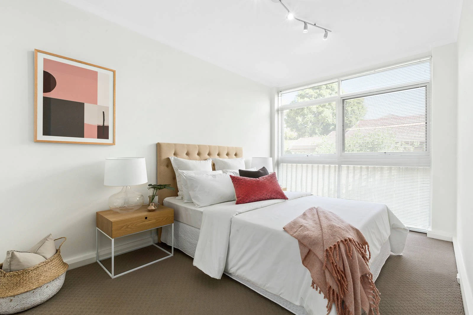 2/3 Osborne Avenue, Glen Iris, VIC