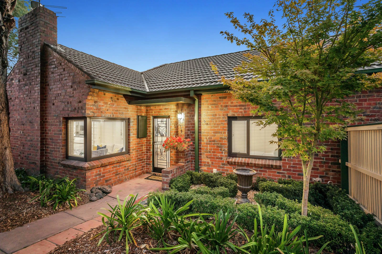 6a Ercildoune Avenue, Hawthorn, VIC