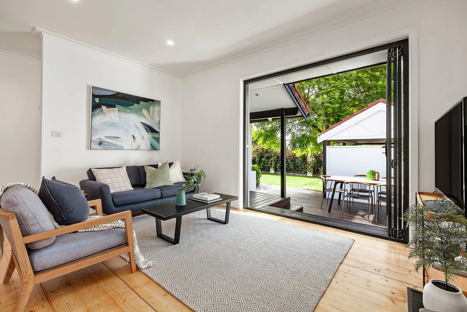 14 James Crescent, Hampton, VIC