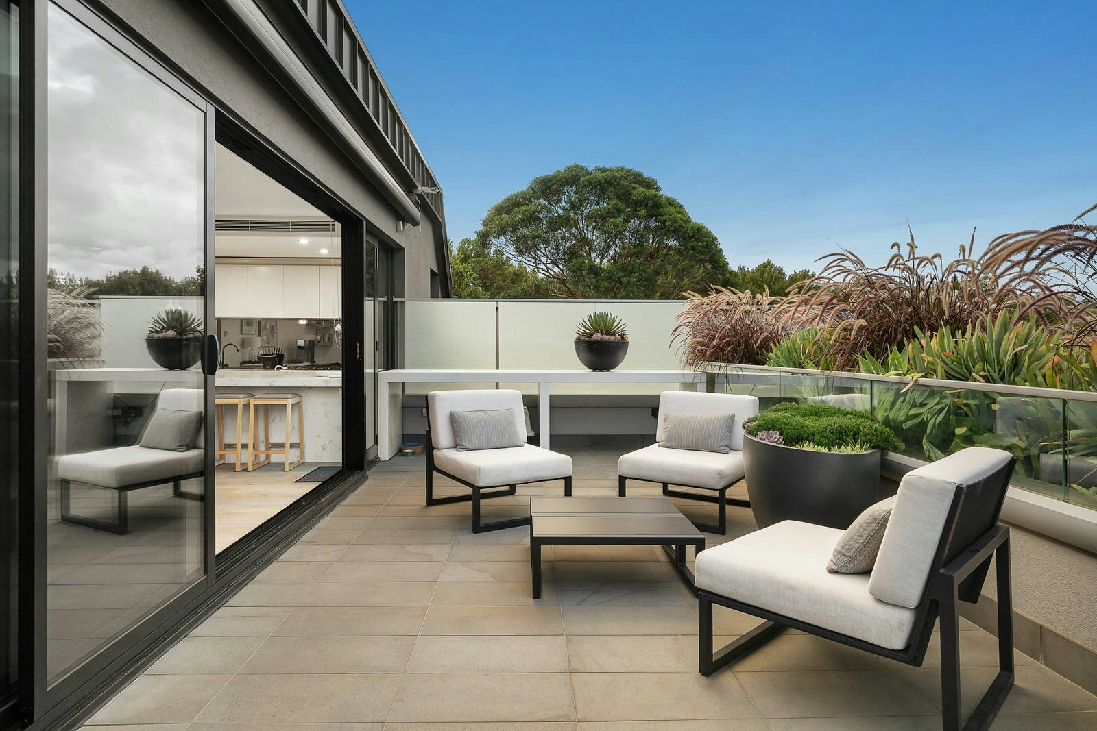 202/379 Wattletree Road, Malvern East, VIC