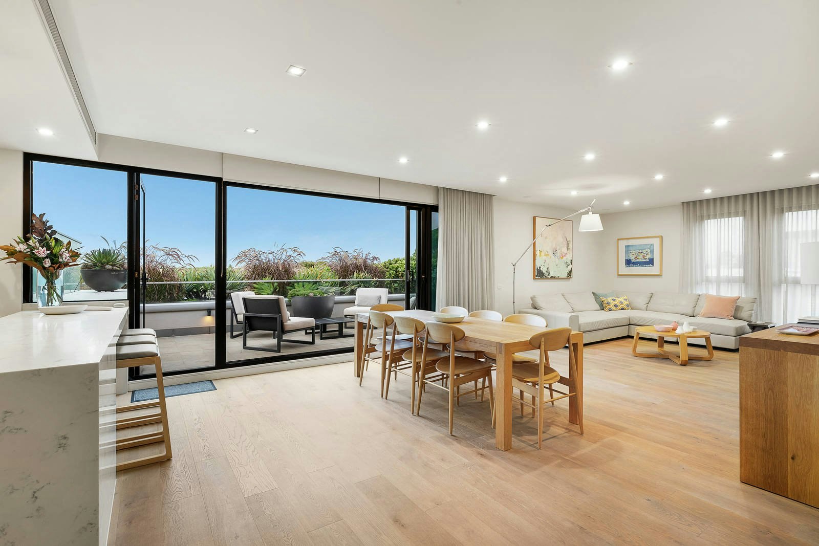 202/379 Wattletree Road, Malvern East, VIC