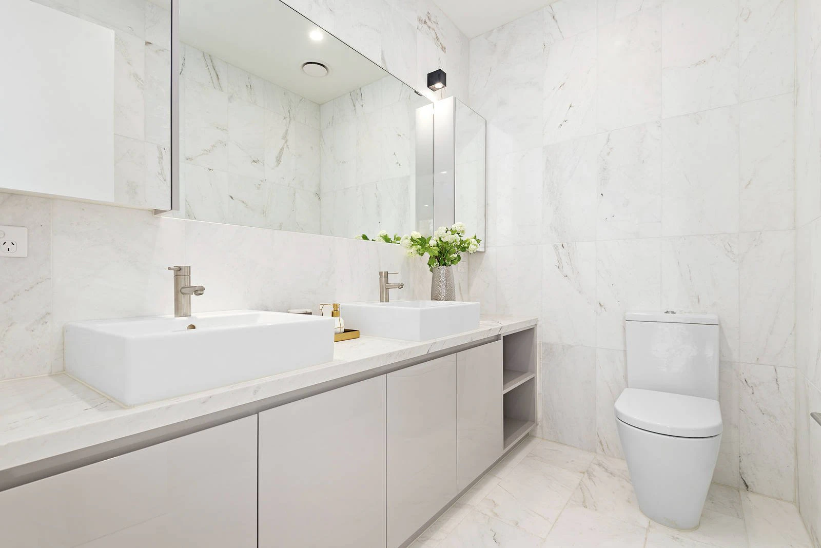 8/1289 Burke Road, Kew, VIC