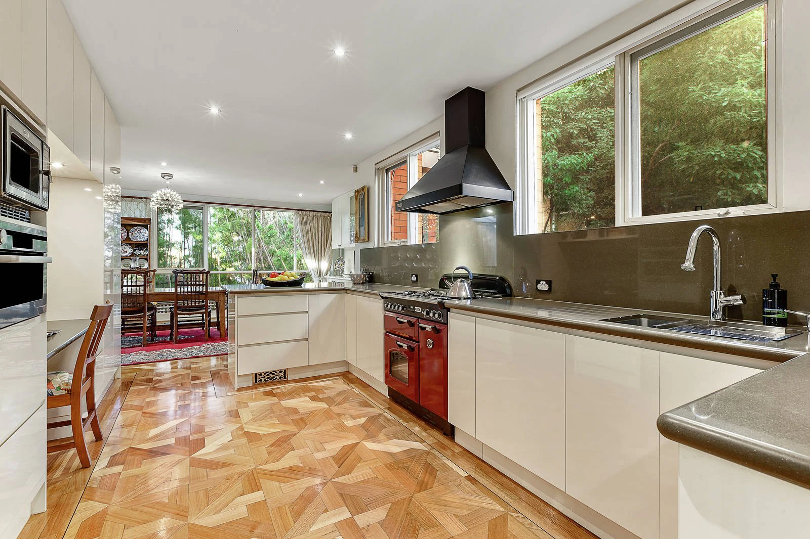 5/4 Maple Grove, Toorak, VIC