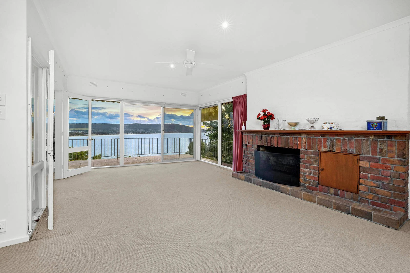 259 Esplanade, Mount Martha, VIC