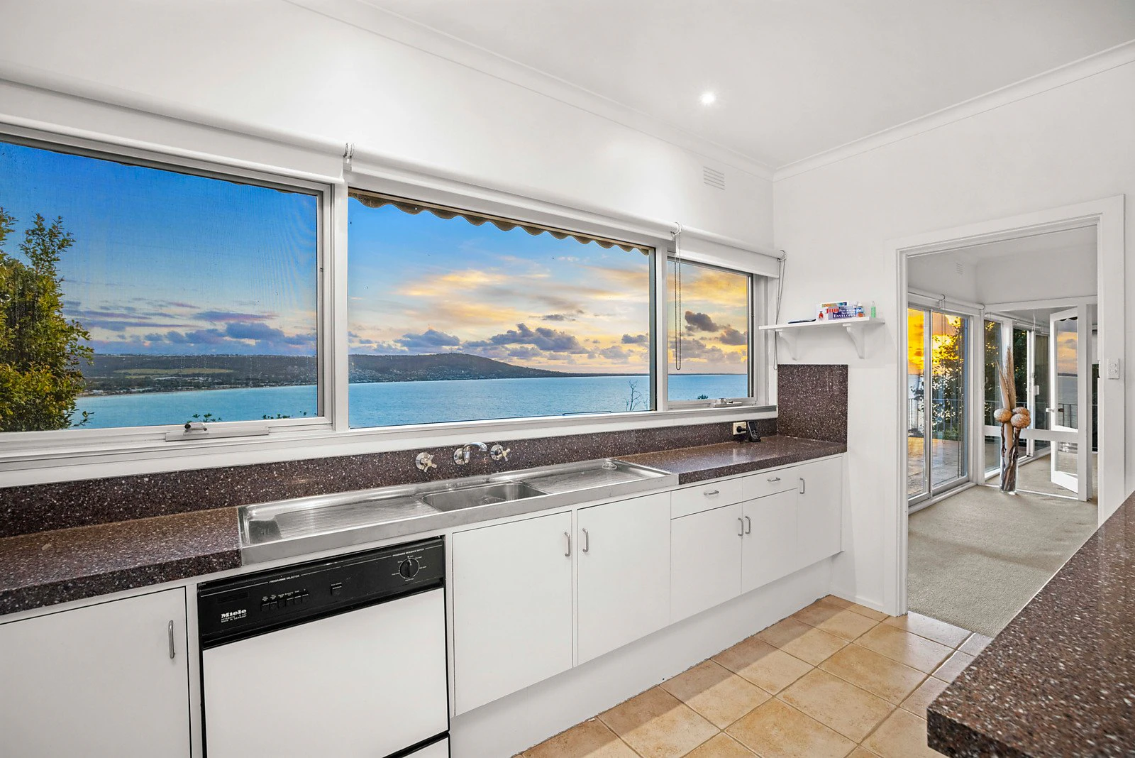 259 Esplanade, Mount Martha, VIC