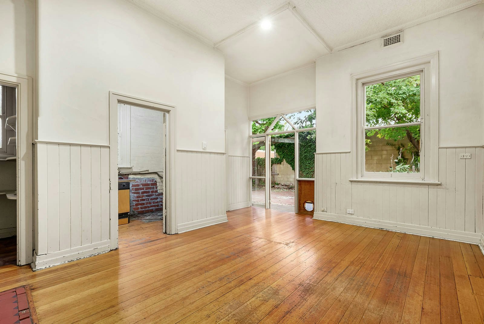 9 Blessington Street, St Kilda, VIC