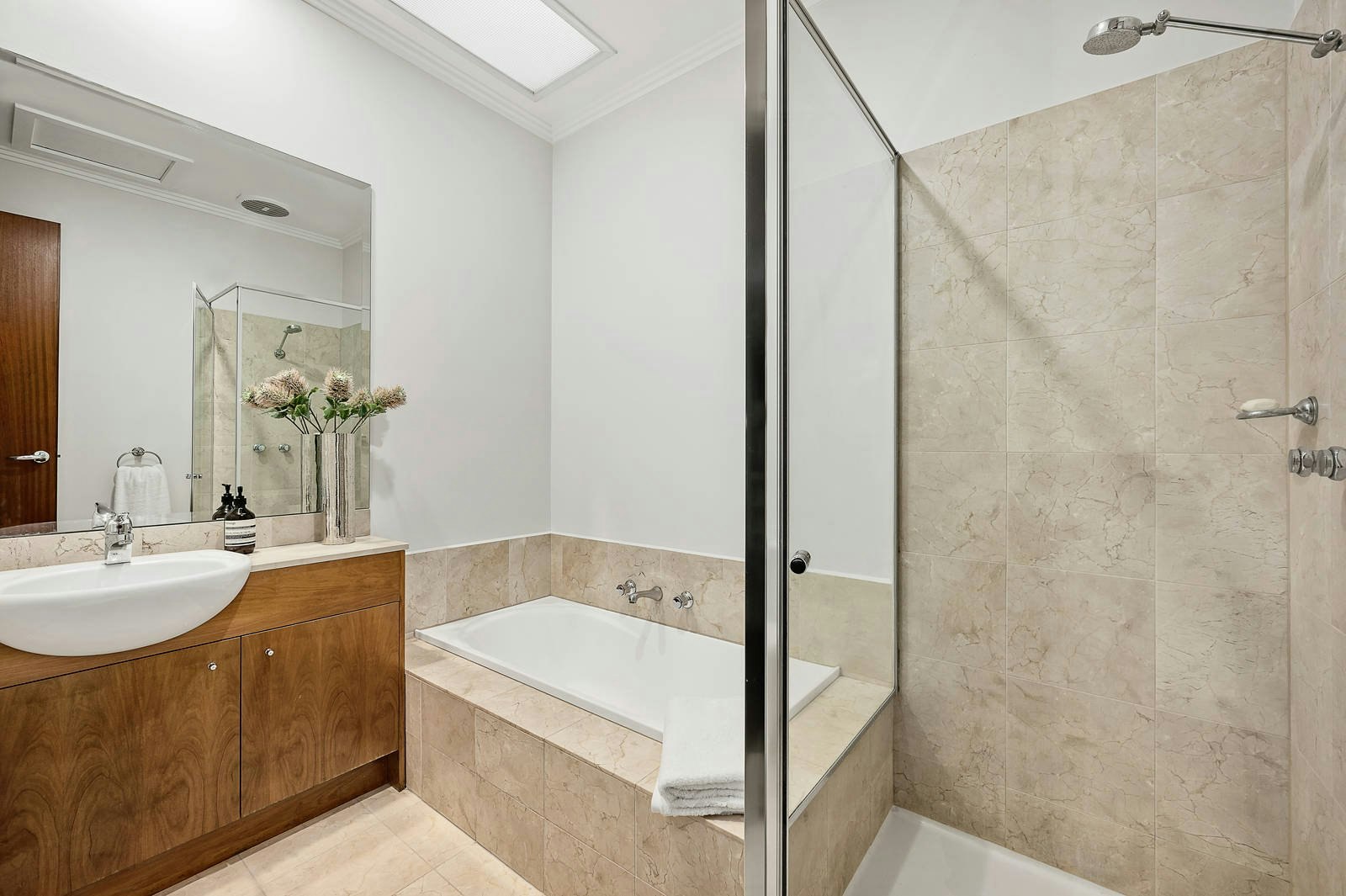 1/350 Auburn Road, Hawthorn, VIC