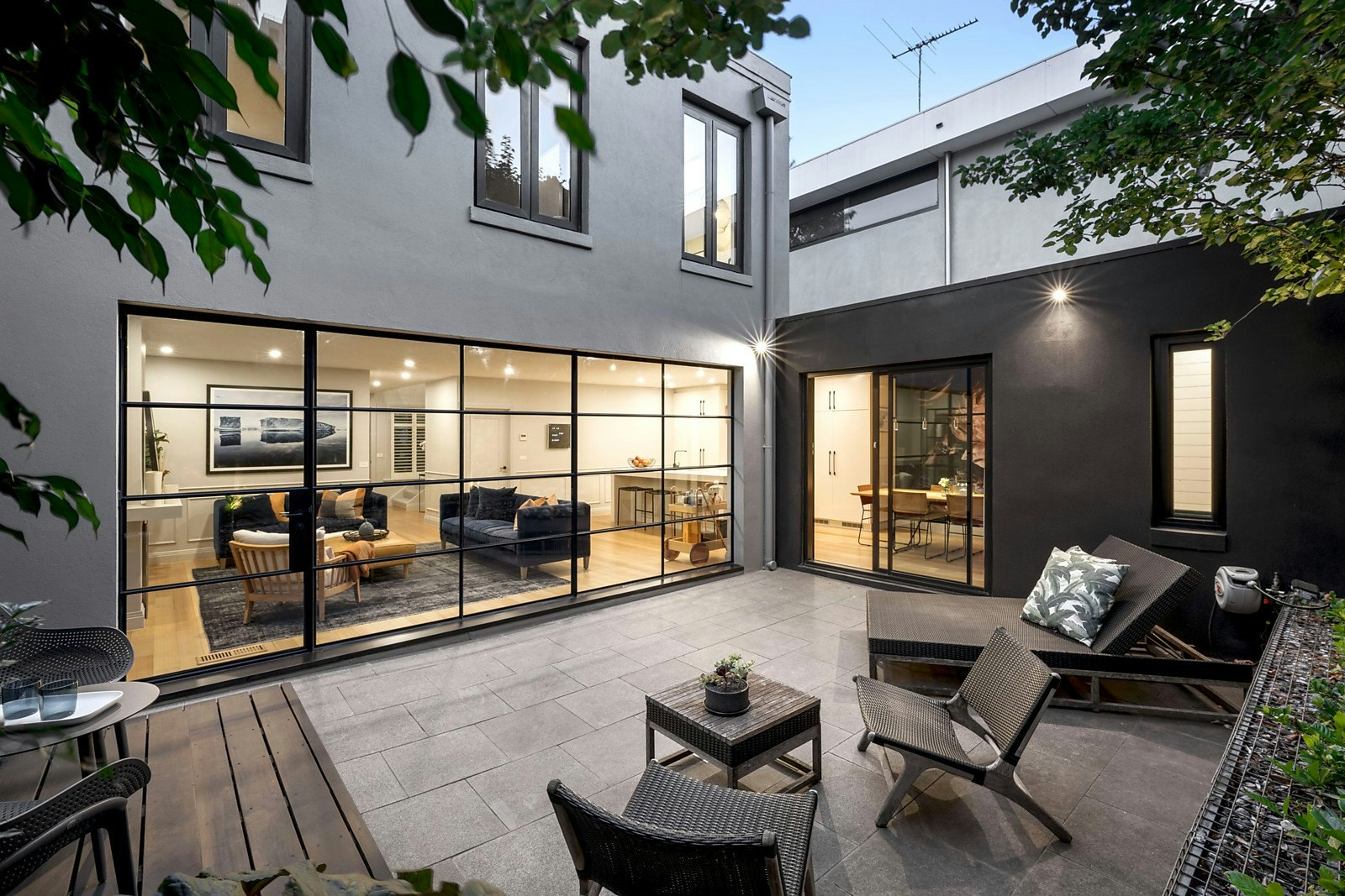 11 Tivoli Road, South Yarra, VIC