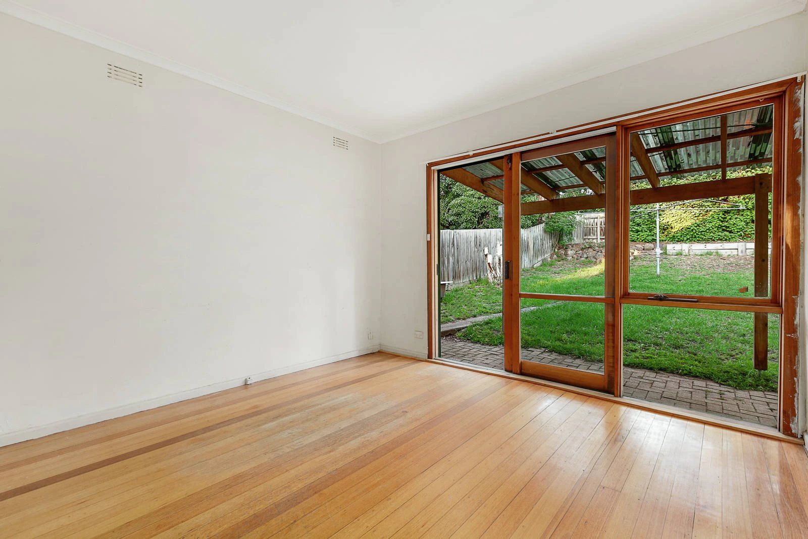 21 Briggs Street, Mont Albert North, VIC