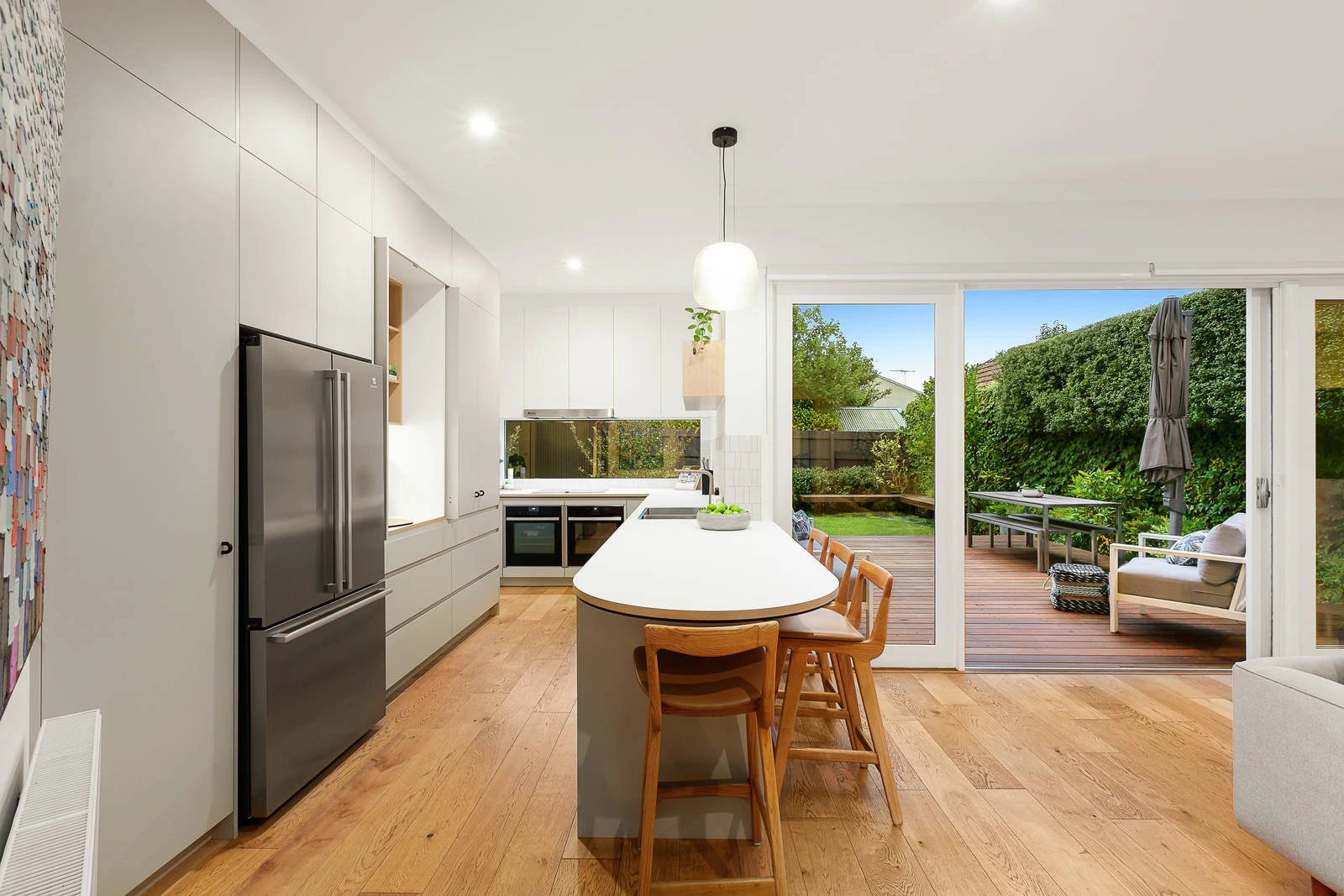 98 Claremont Avenue, Malvern, VIC
