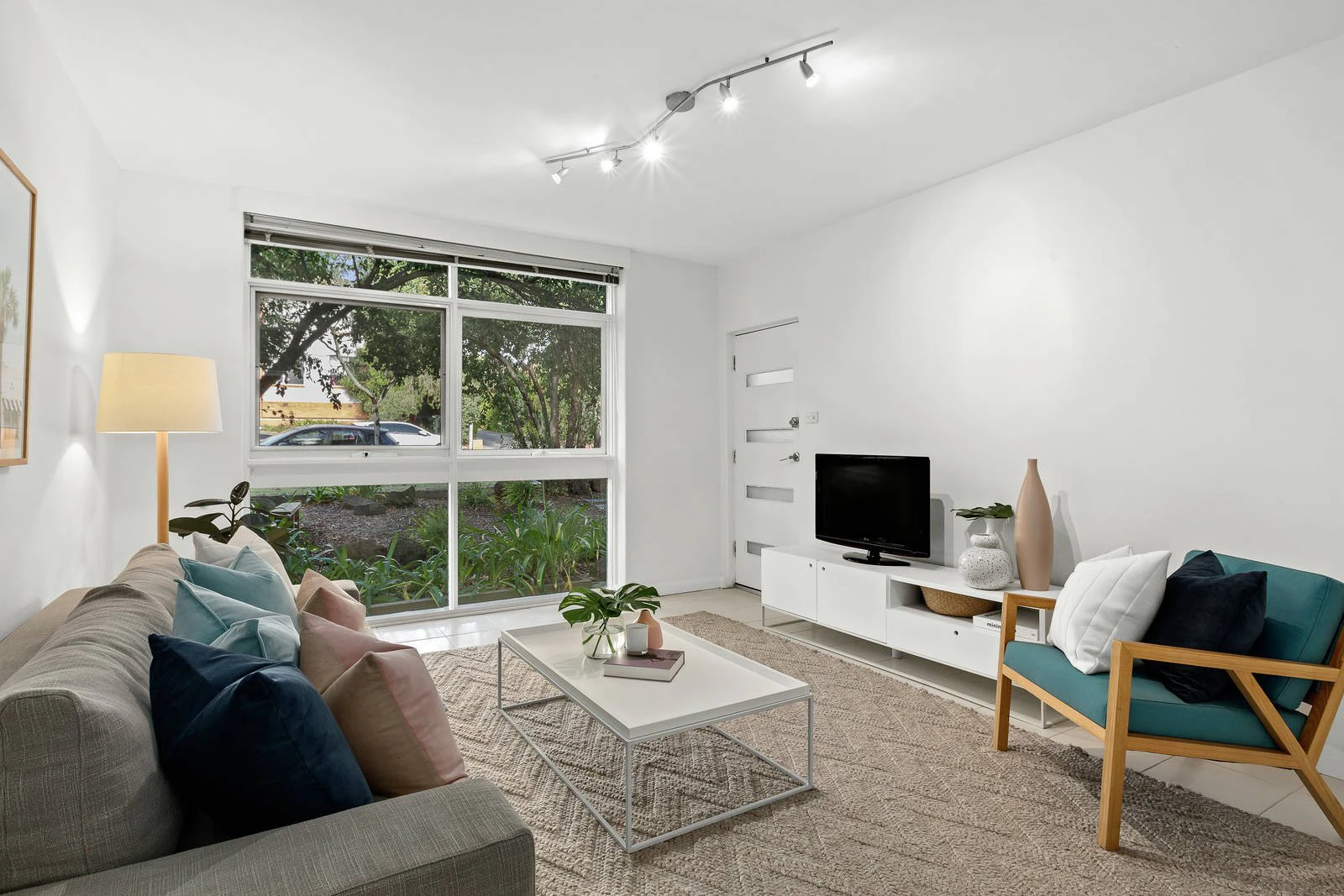 2/3 Osborne Avenue, Glen Iris, VIC
