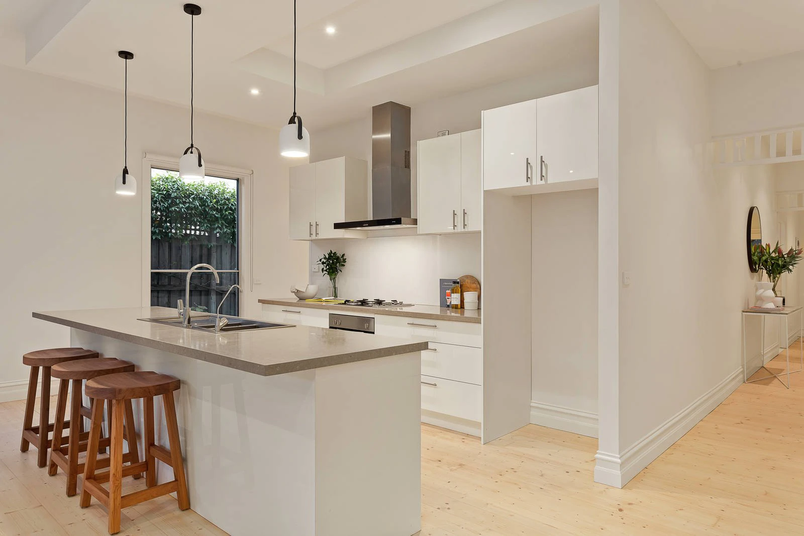 20 Fountaine Avenue, Malvern East, VIC