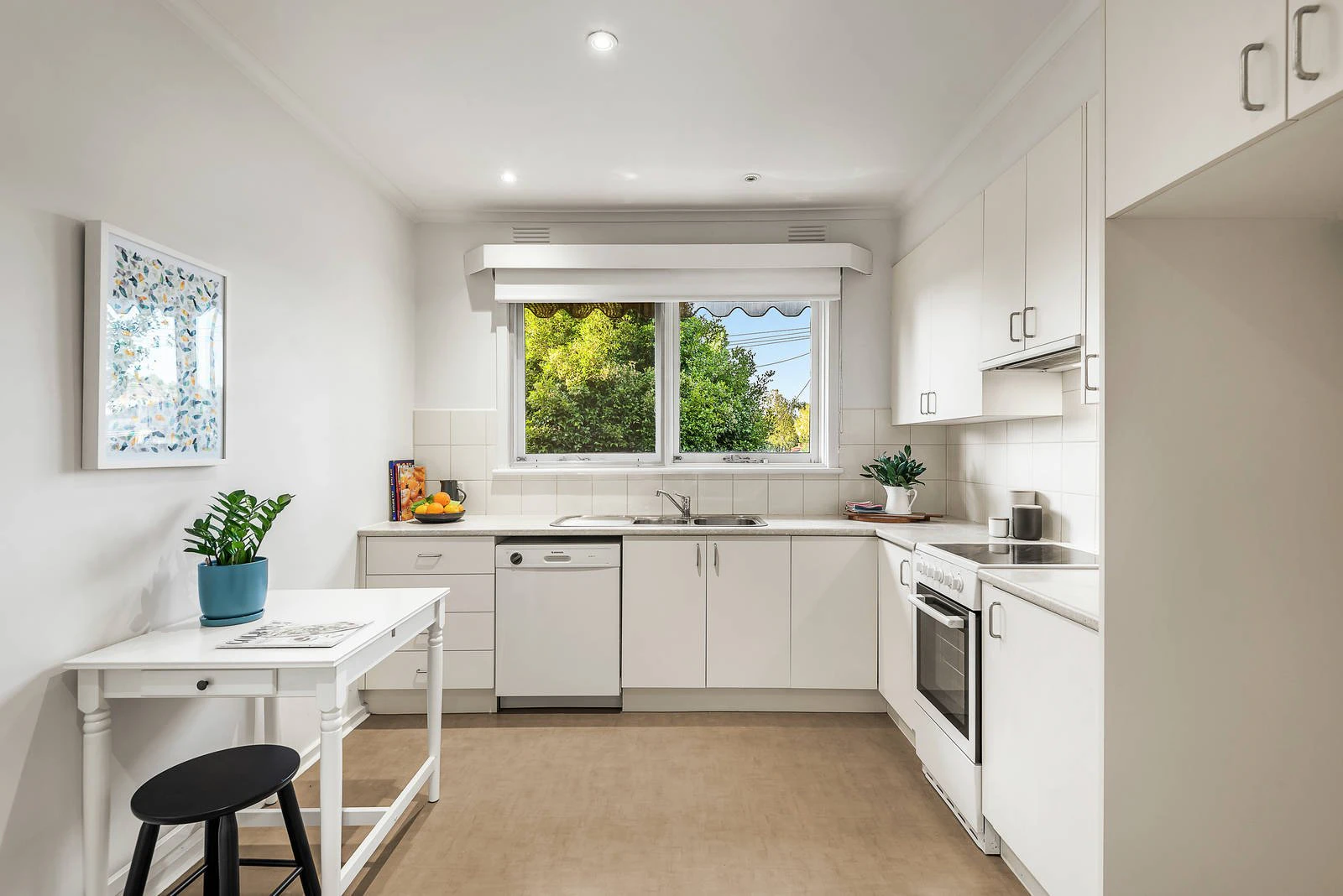 1/12 Allambee Avenue, Camberwell, VIC