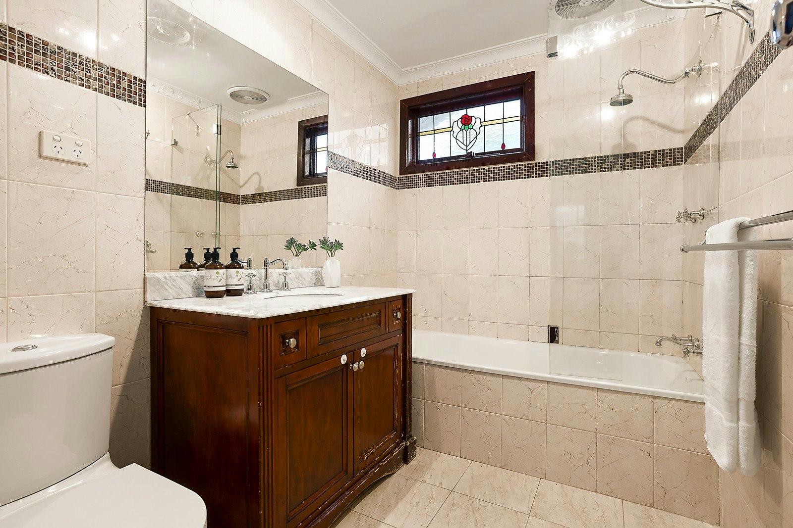 33 Wiseman Street, Hawthorn East, VIC