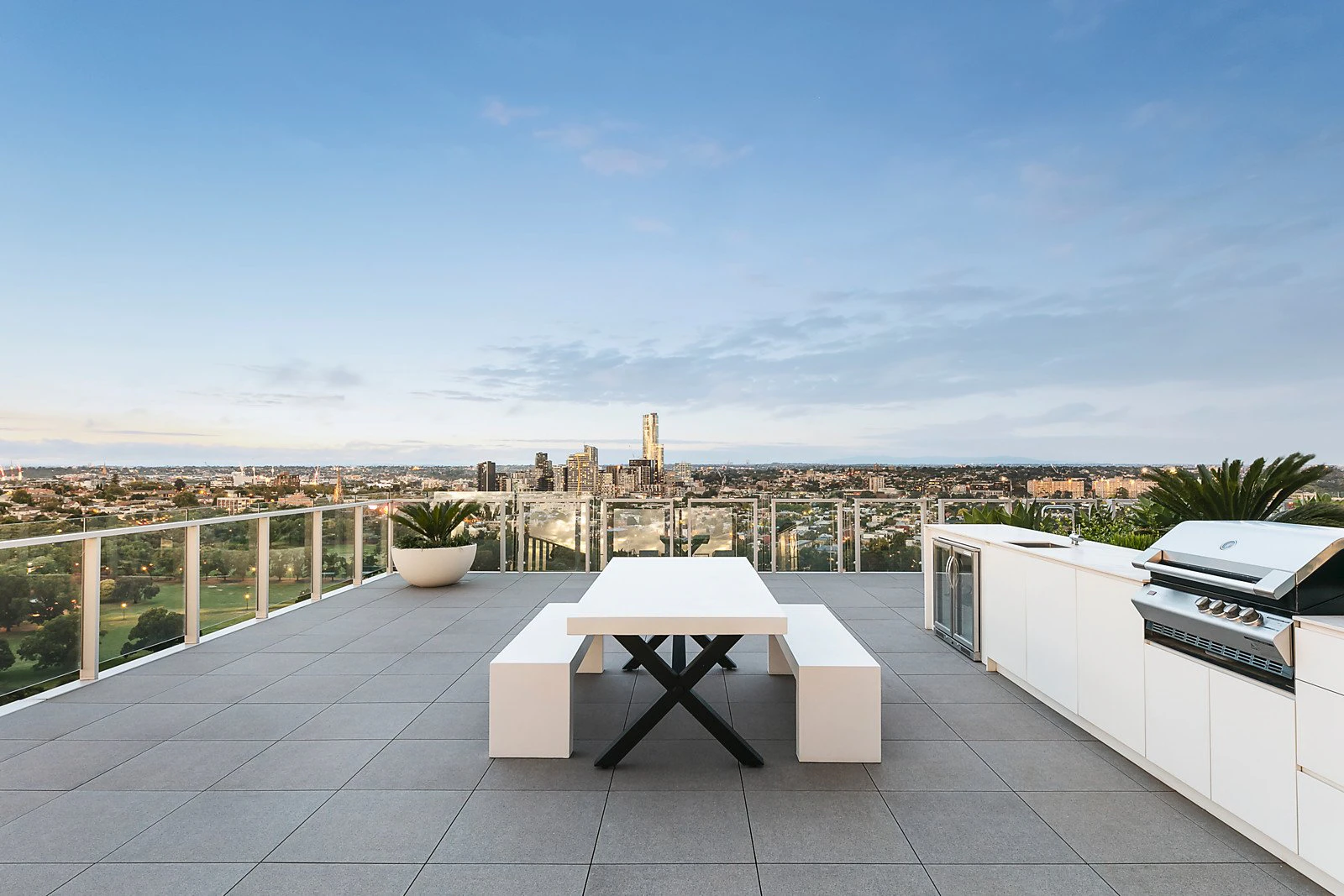 1802/499 St Kilda Road, Melbourne, VIC