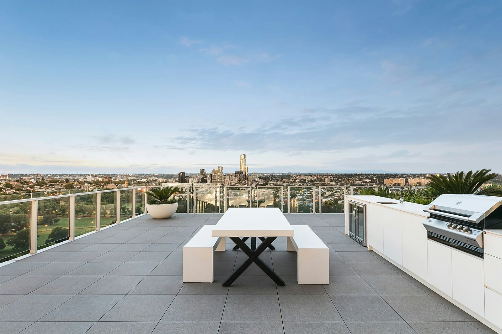 1802/499 St Kilda Road, Melbourne, VIC