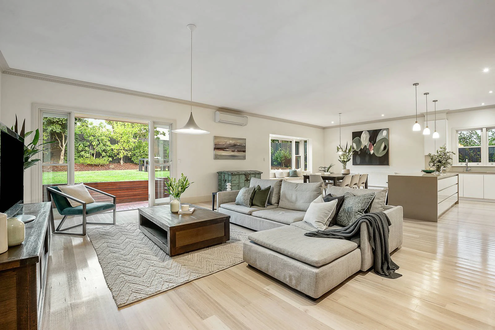 11 Elliott Avenue, Balwyn, VIC