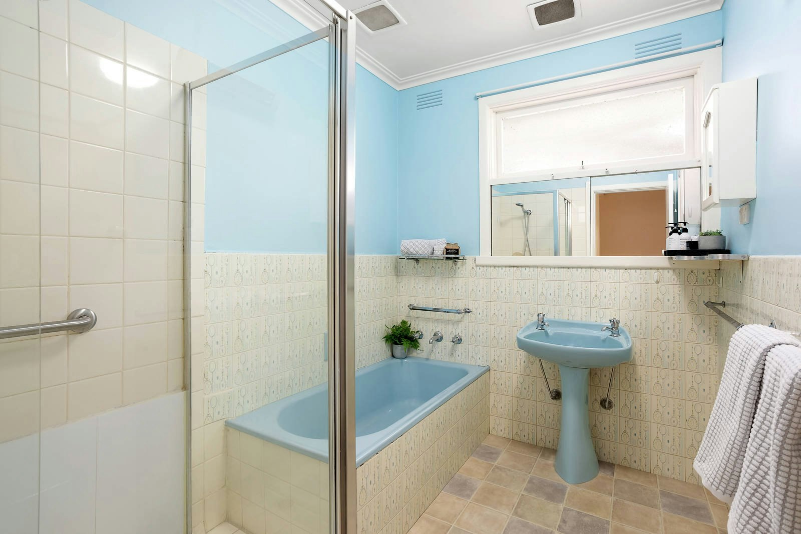 11 Virginia Grove, Malvern East, VIC