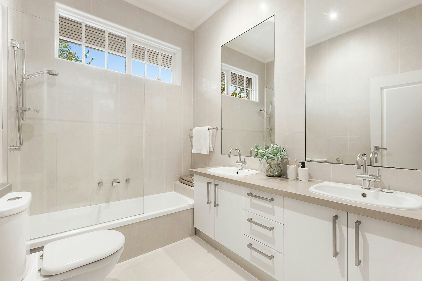 20 Fairmont Avenue, Camberwell, VIC