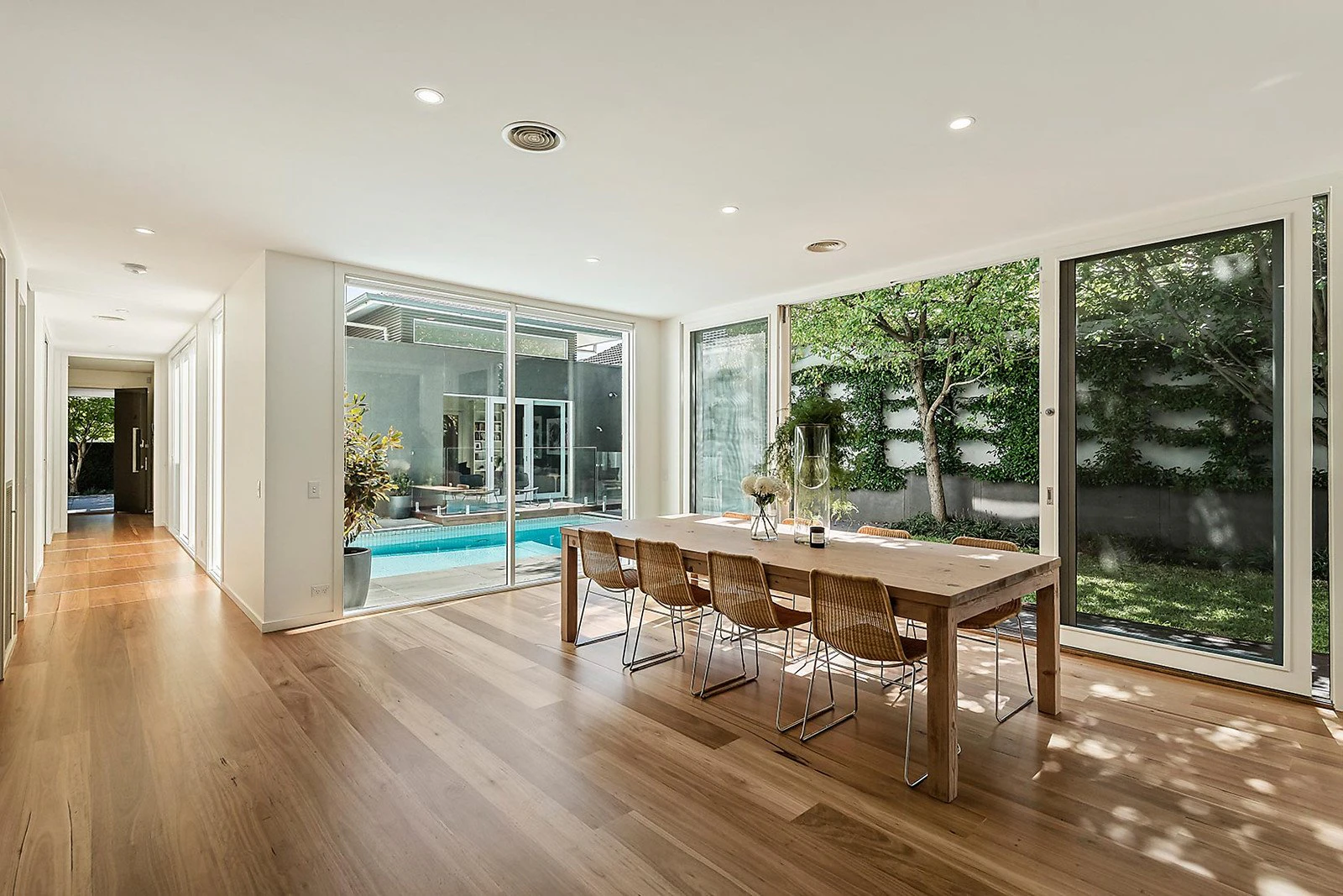 24 Anderson Street, Malvern East, VIC