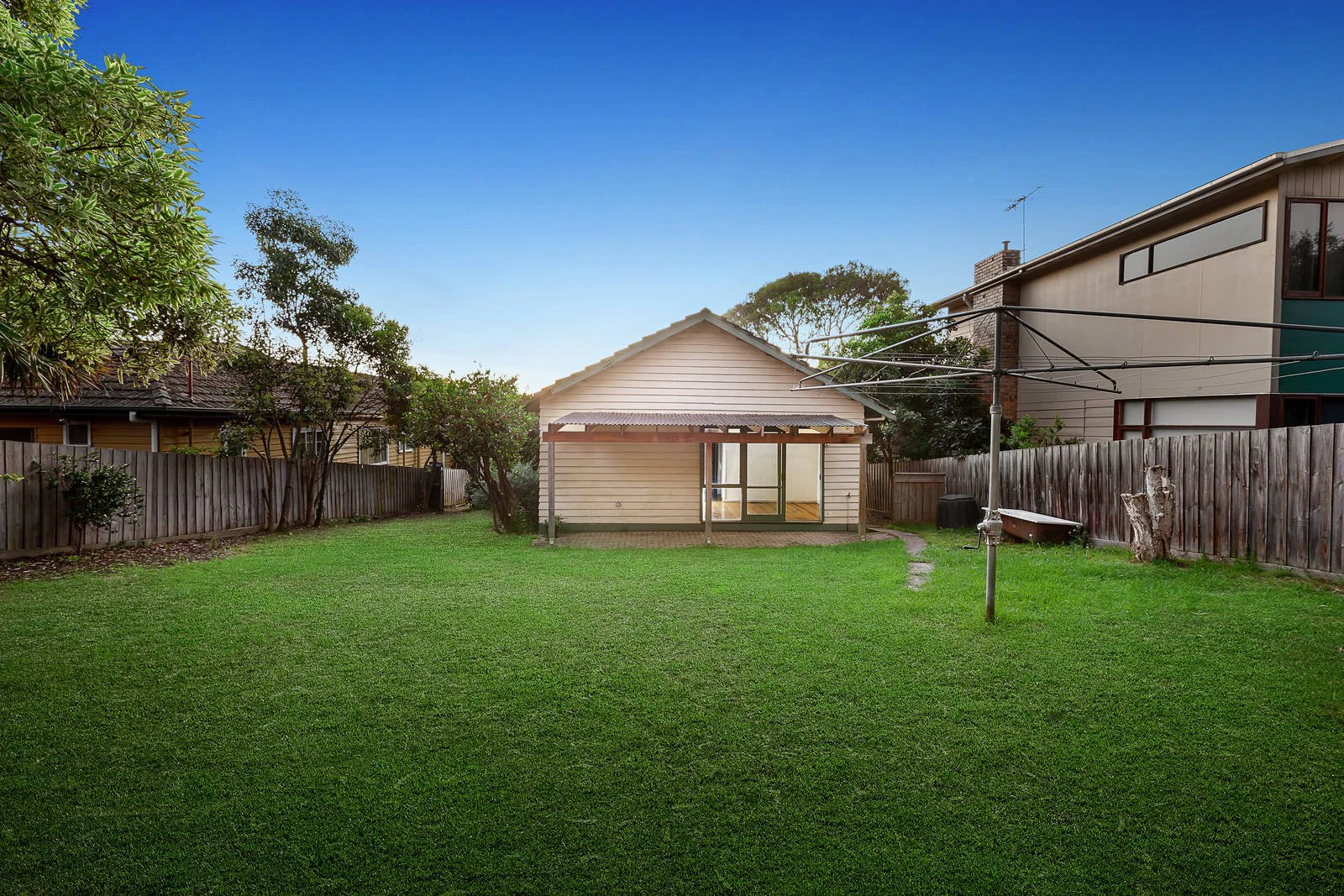 21 Briggs Street, Mont Albert North, VIC