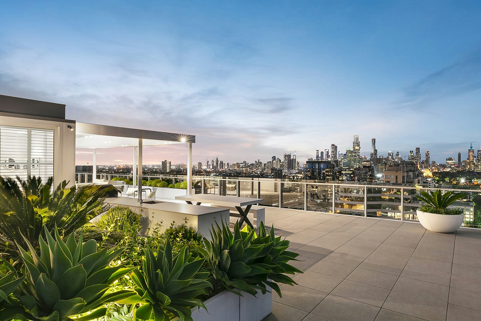 1802/499 St Kilda Road, Melbourne, VIC