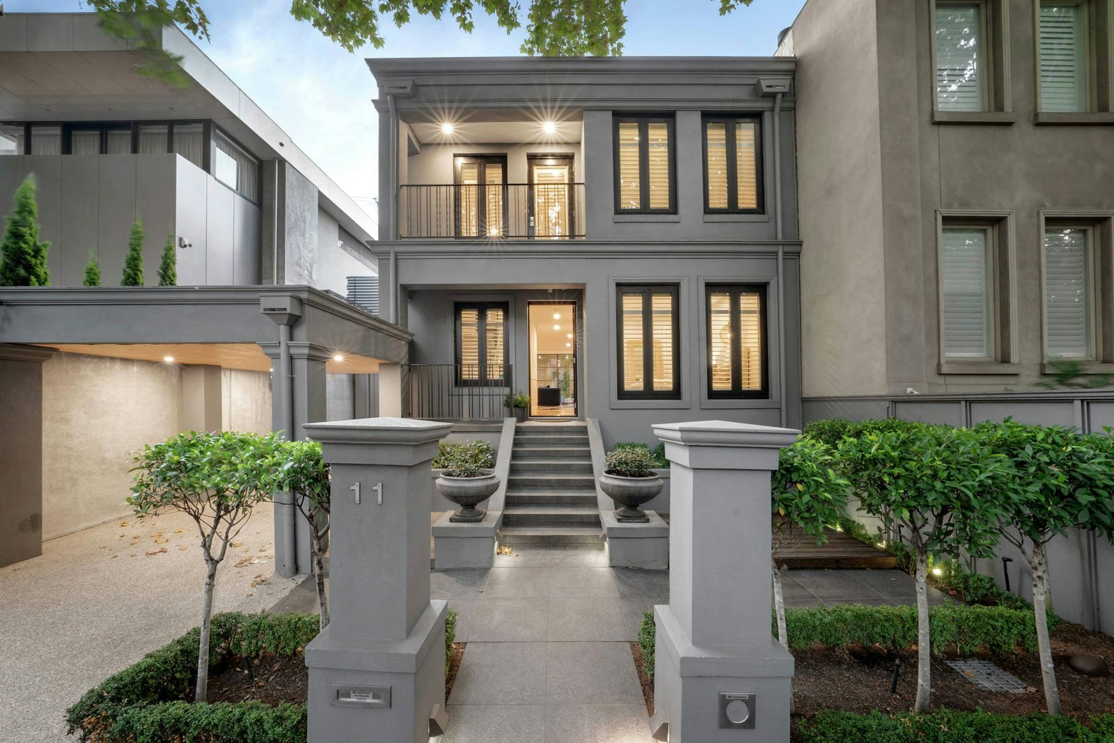 11 Tivoli Road, South Yarra, VIC