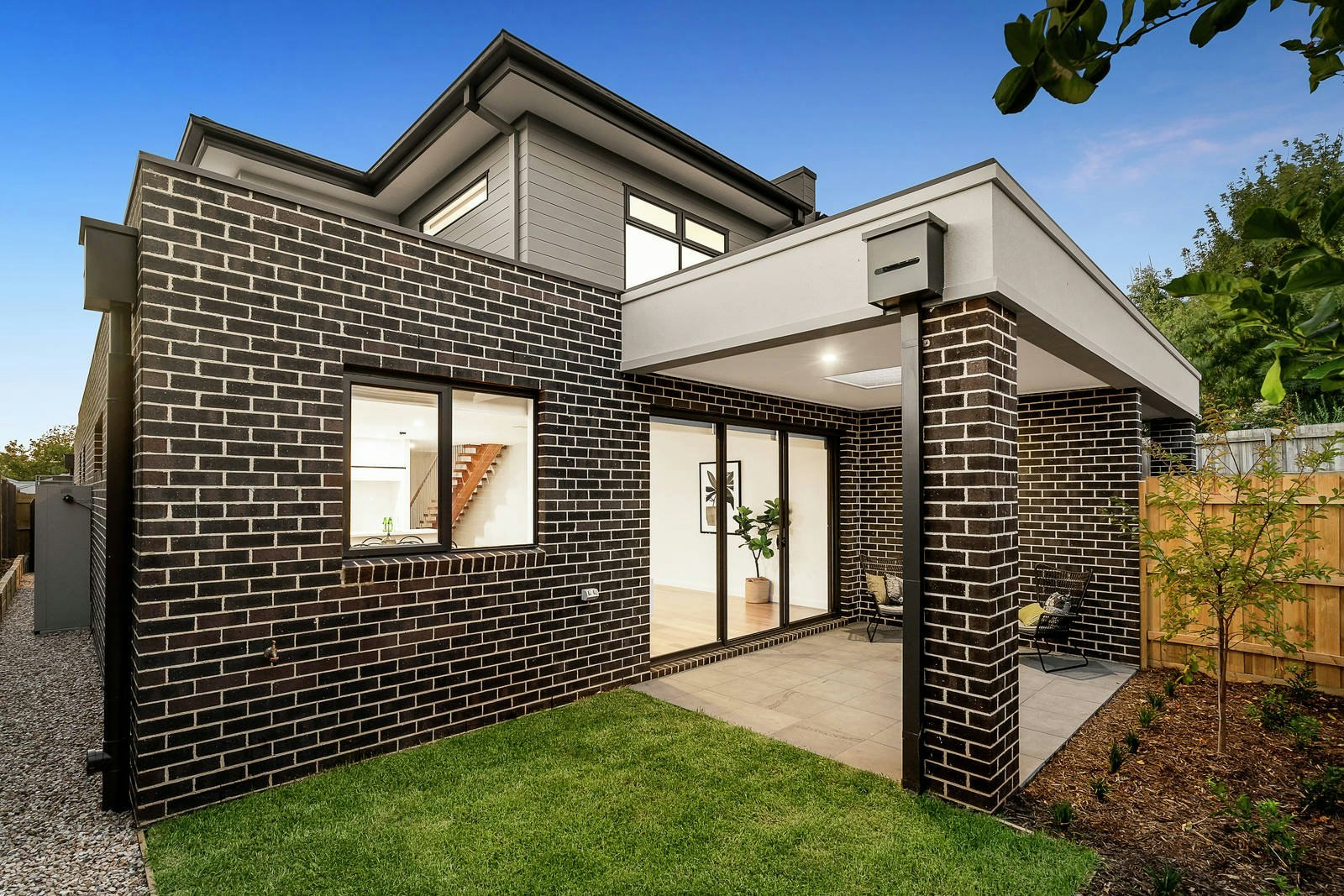 7a Burbank Street, Ashburton, VIC