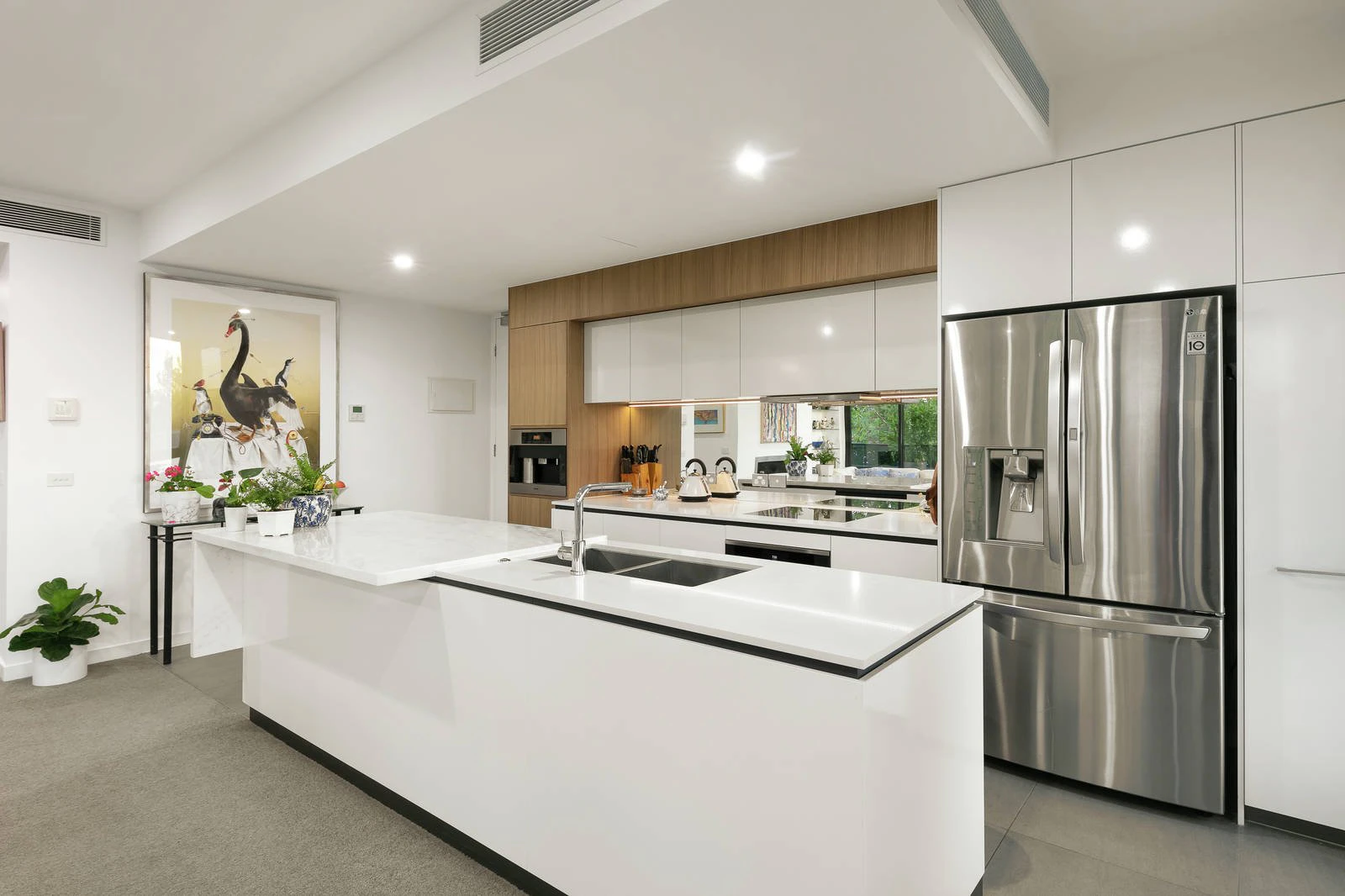 201/220 Canterbury Road, Canterbury, VIC