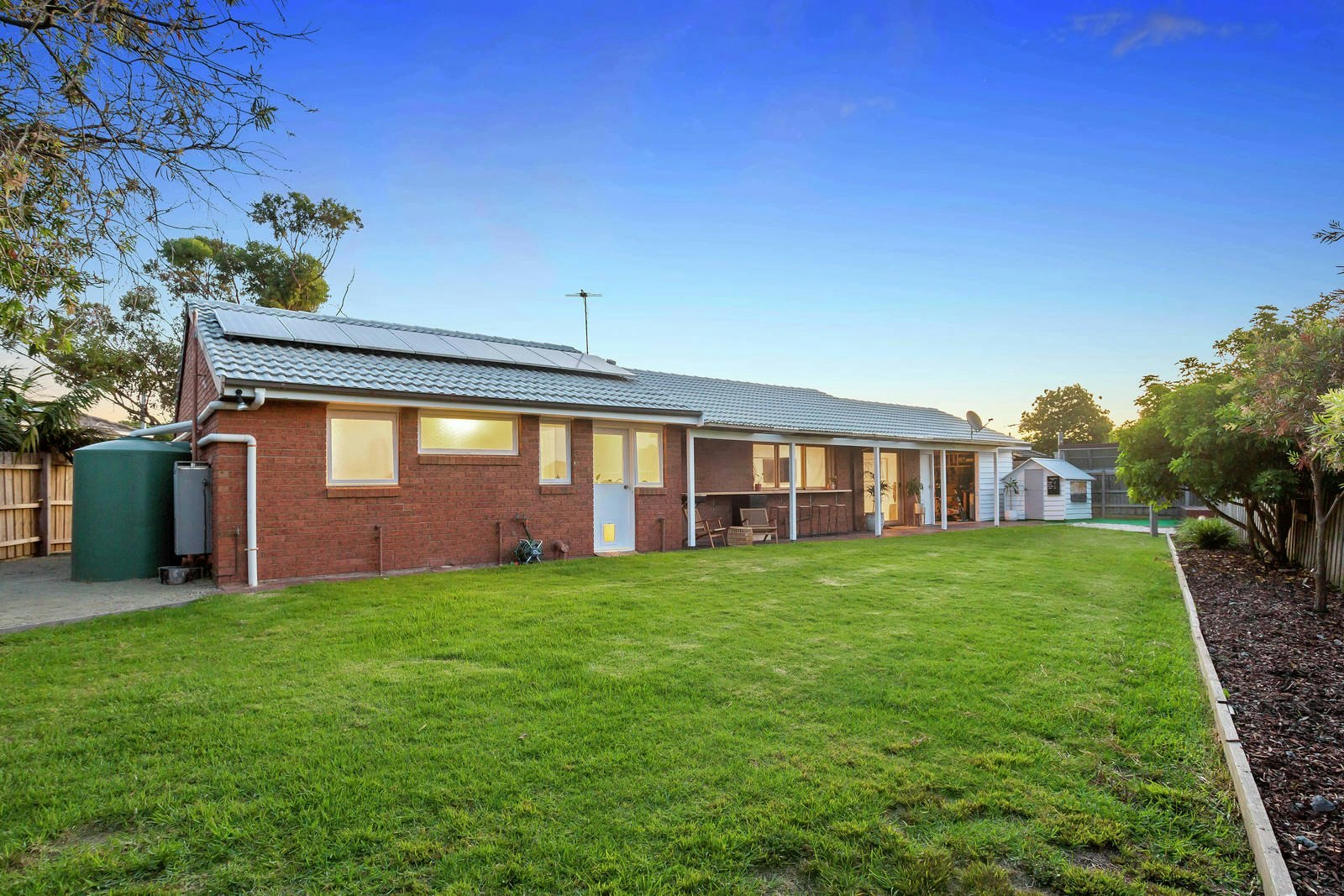 14 Riordan Court, Mornington, VIC