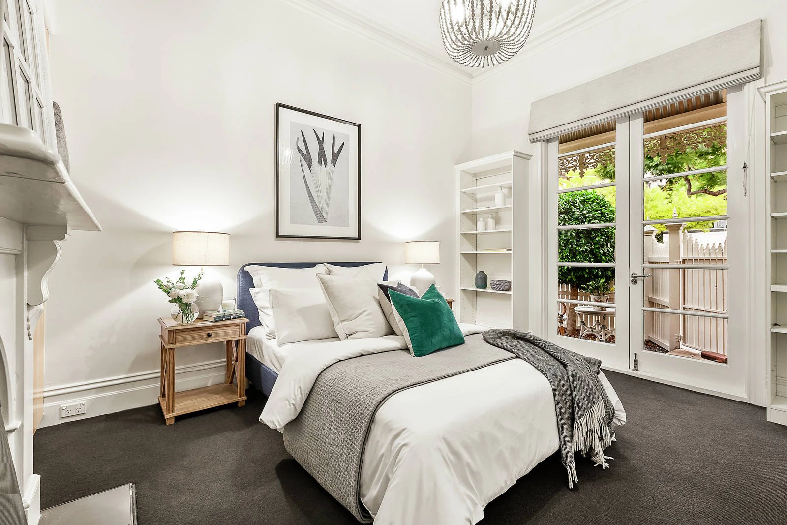 19 Mathoura Road, Toorak, VIC