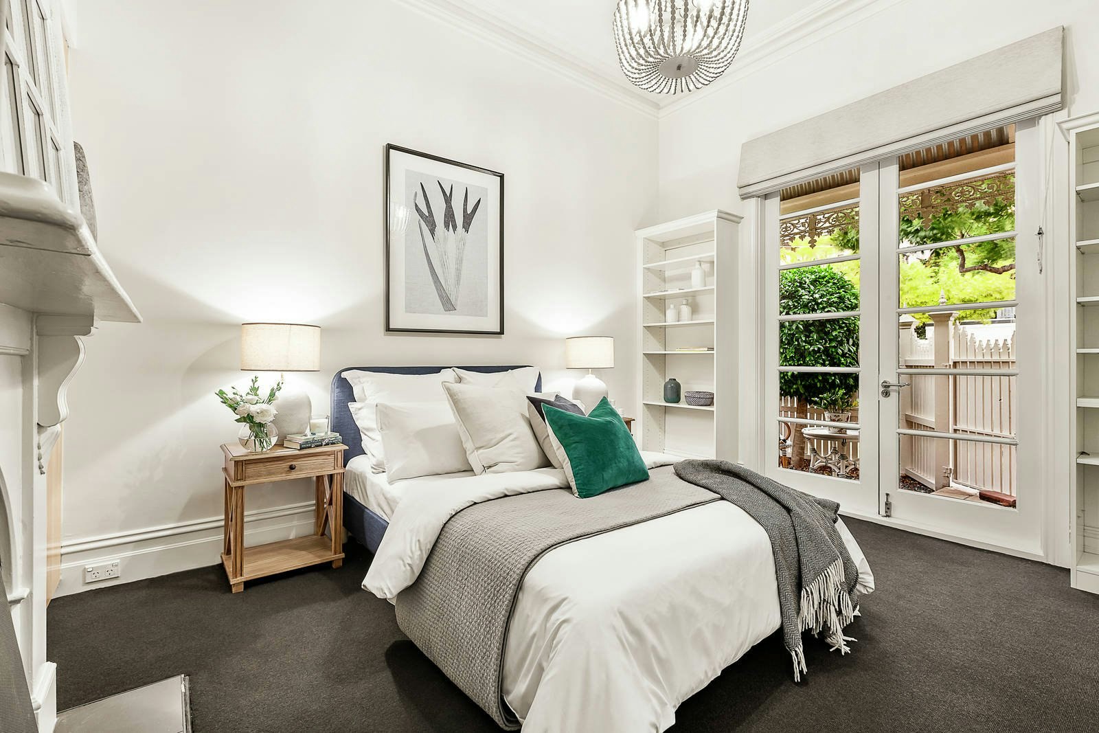 19 Mathoura Road, Toorak, VIC