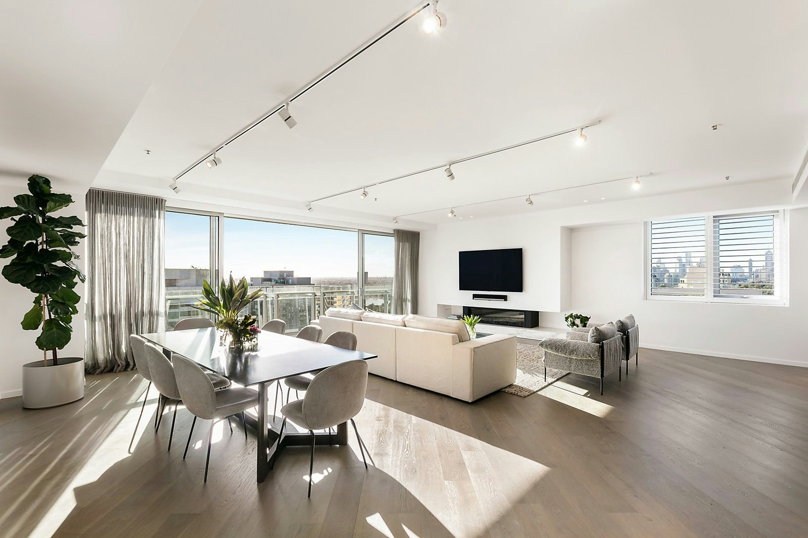 1802/499 St Kilda Road, Melbourne, VIC