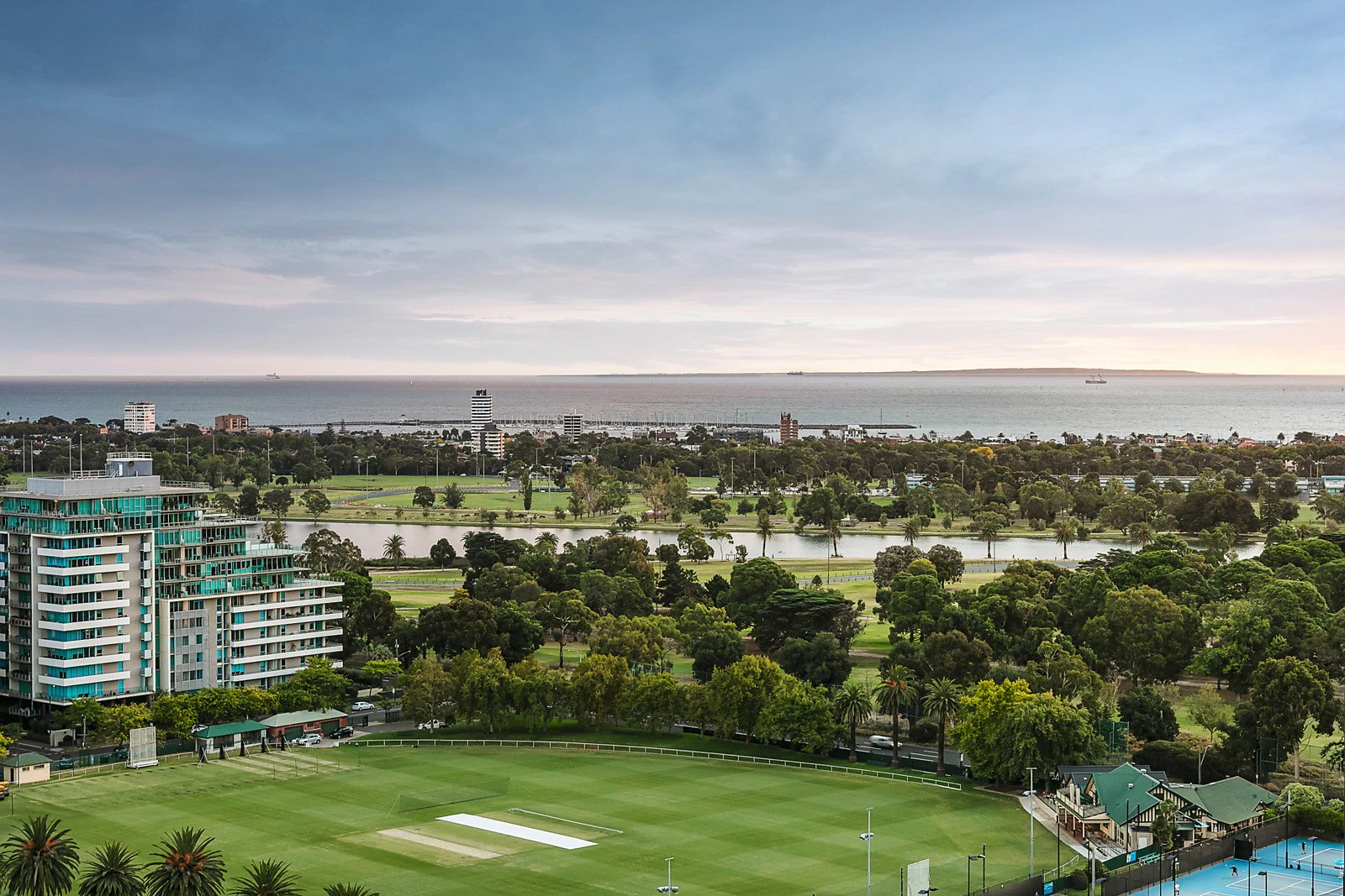 1802/499 St Kilda Road, Melbourne, VIC