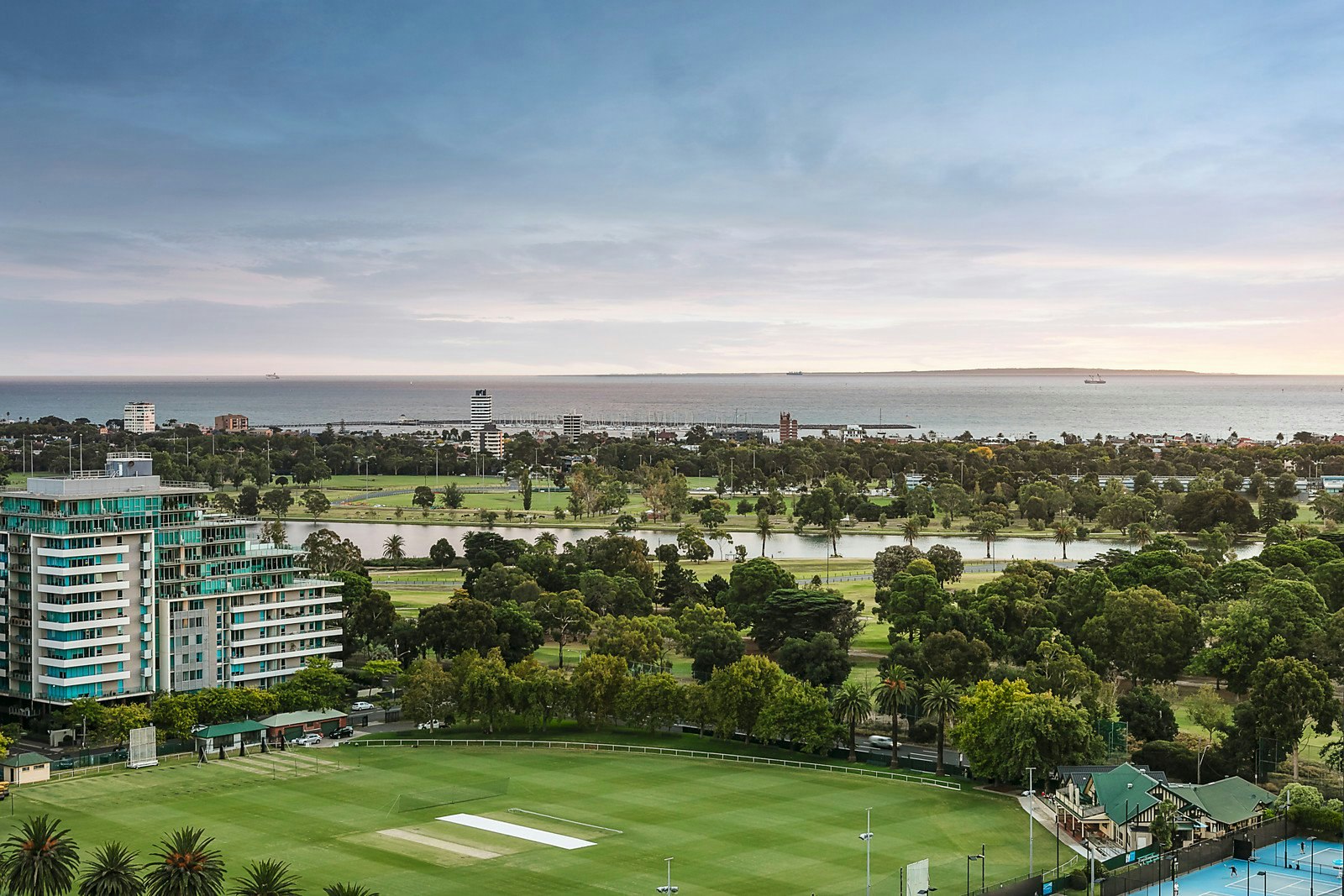 1802/499 St Kilda Road, Melbourne, VIC