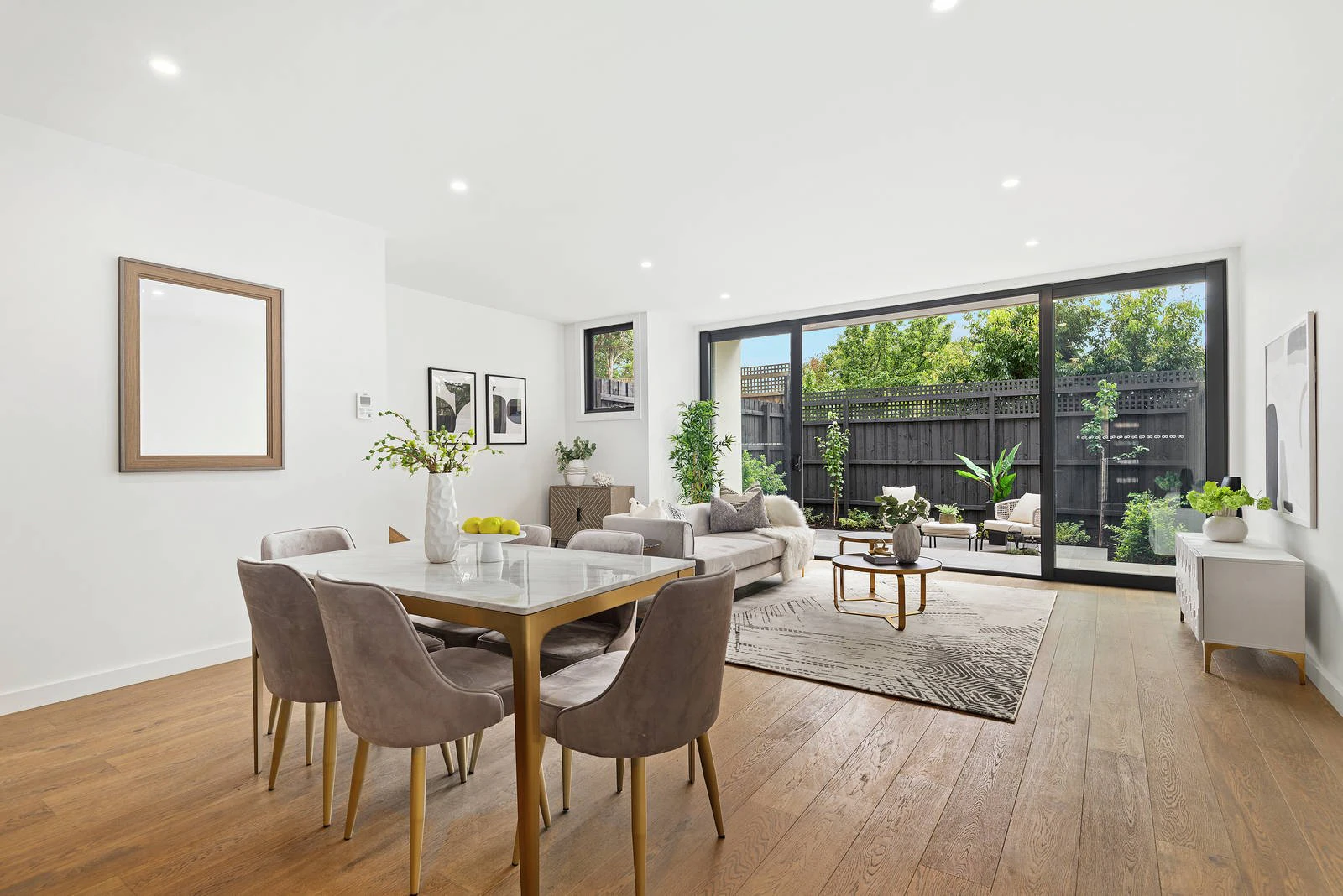 8/1289 Burke Road, Kew, VIC