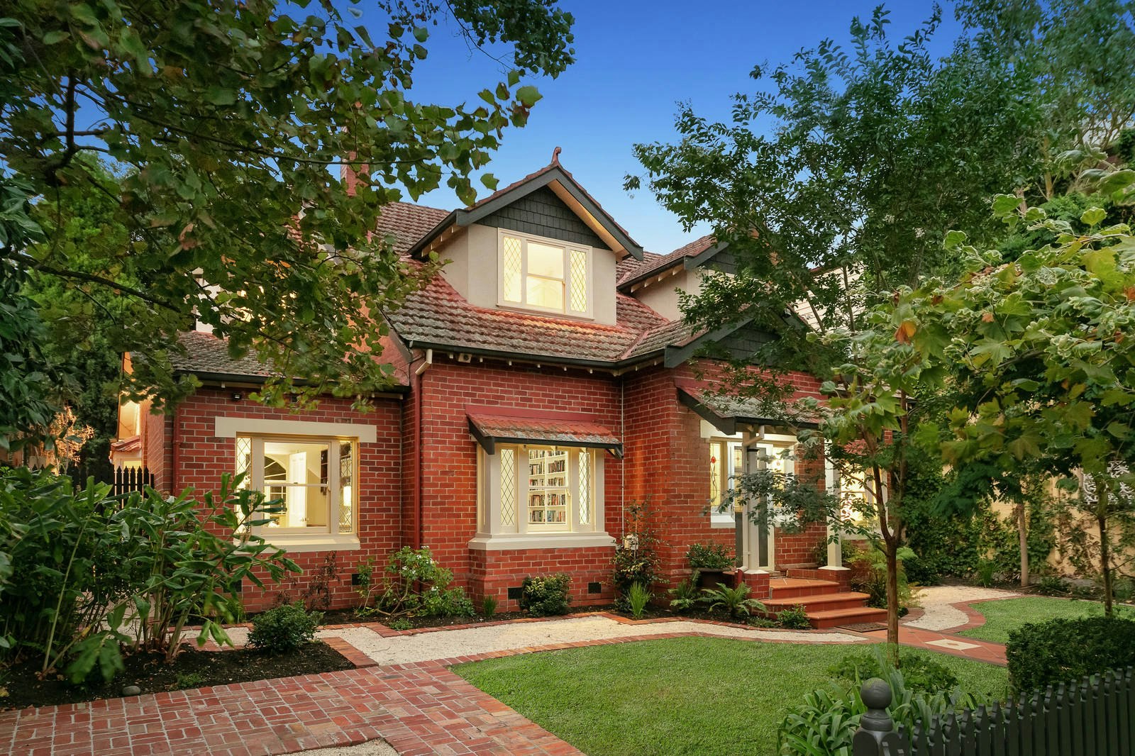 20 Erica Street, Canterbury, VIC