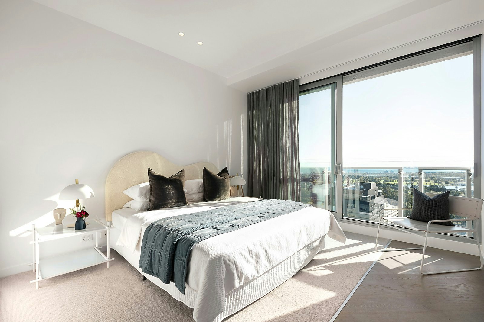 1802/499 St Kilda Road, Melbourne, VIC