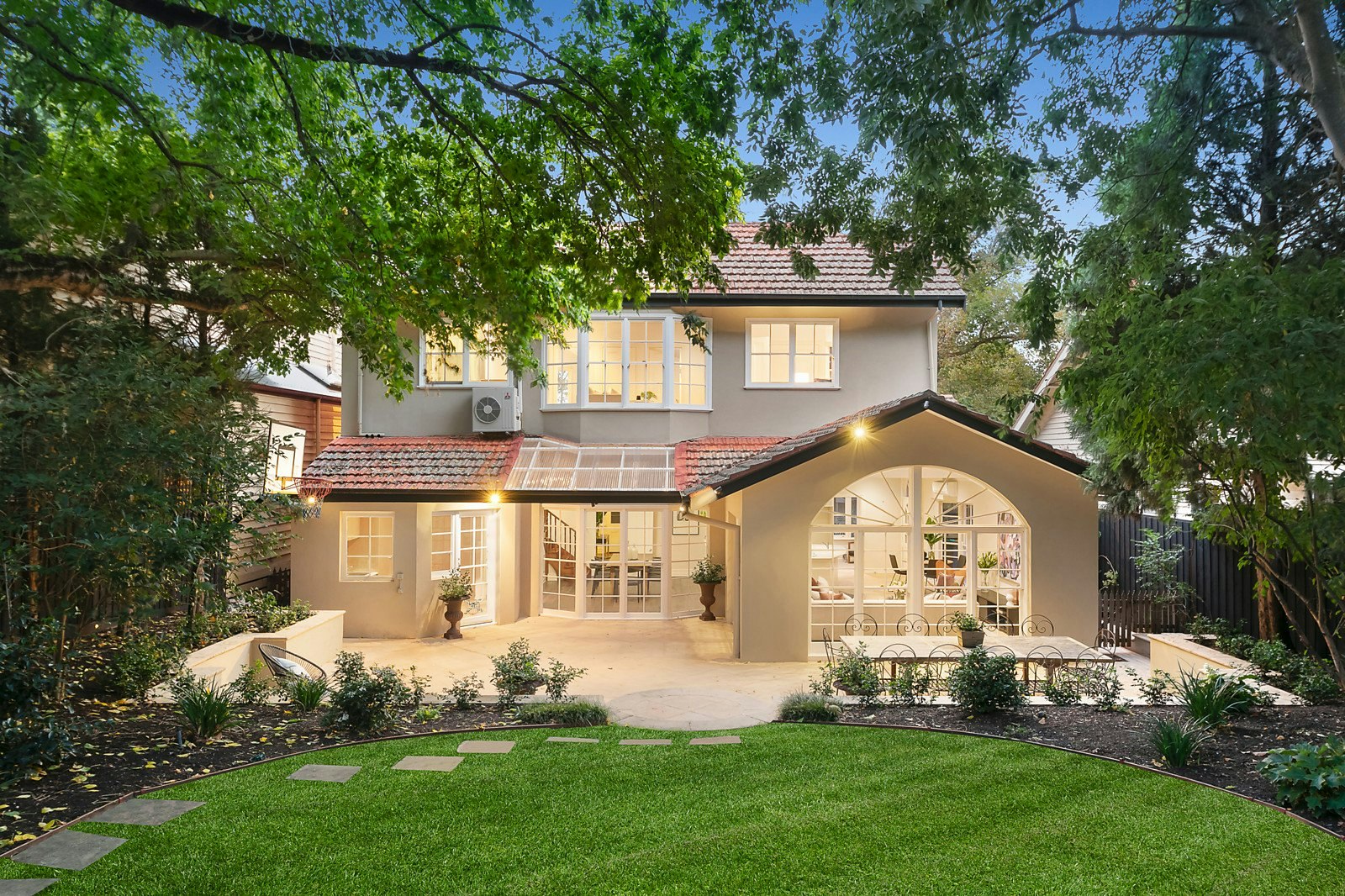 20 Erica Street, Canterbury, VIC