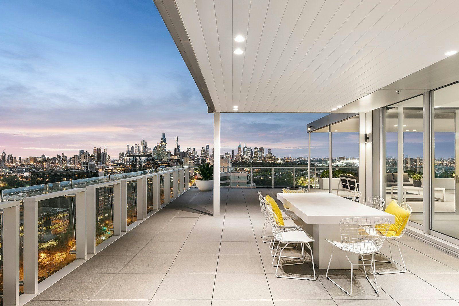 1802/499 St Kilda Road, Melbourne, VIC