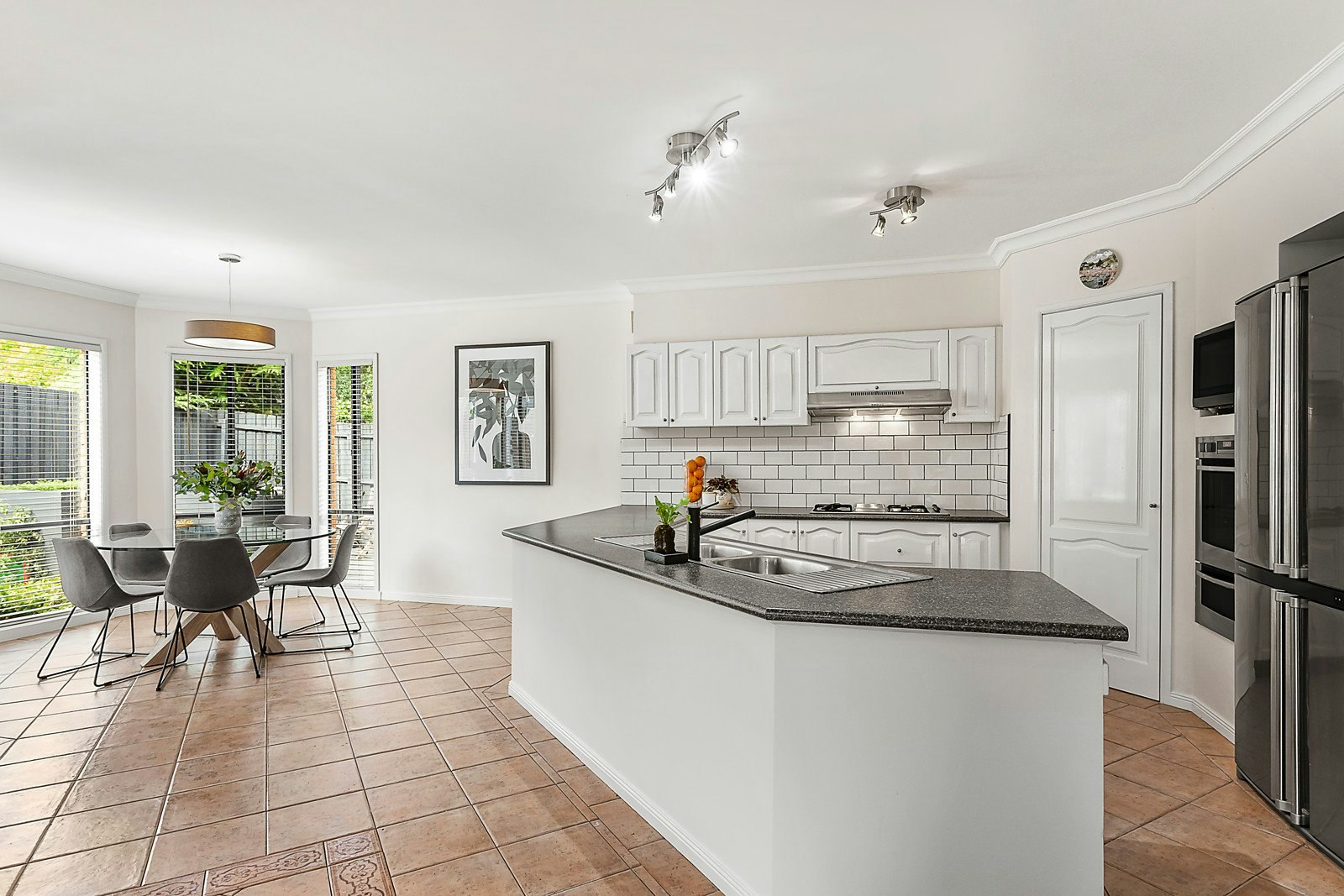 1 Parkview Crescent, Hampton East, VIC