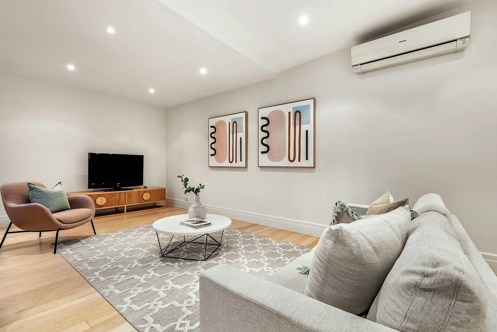 9 Mayrose Crescent, Brighton East, VIC