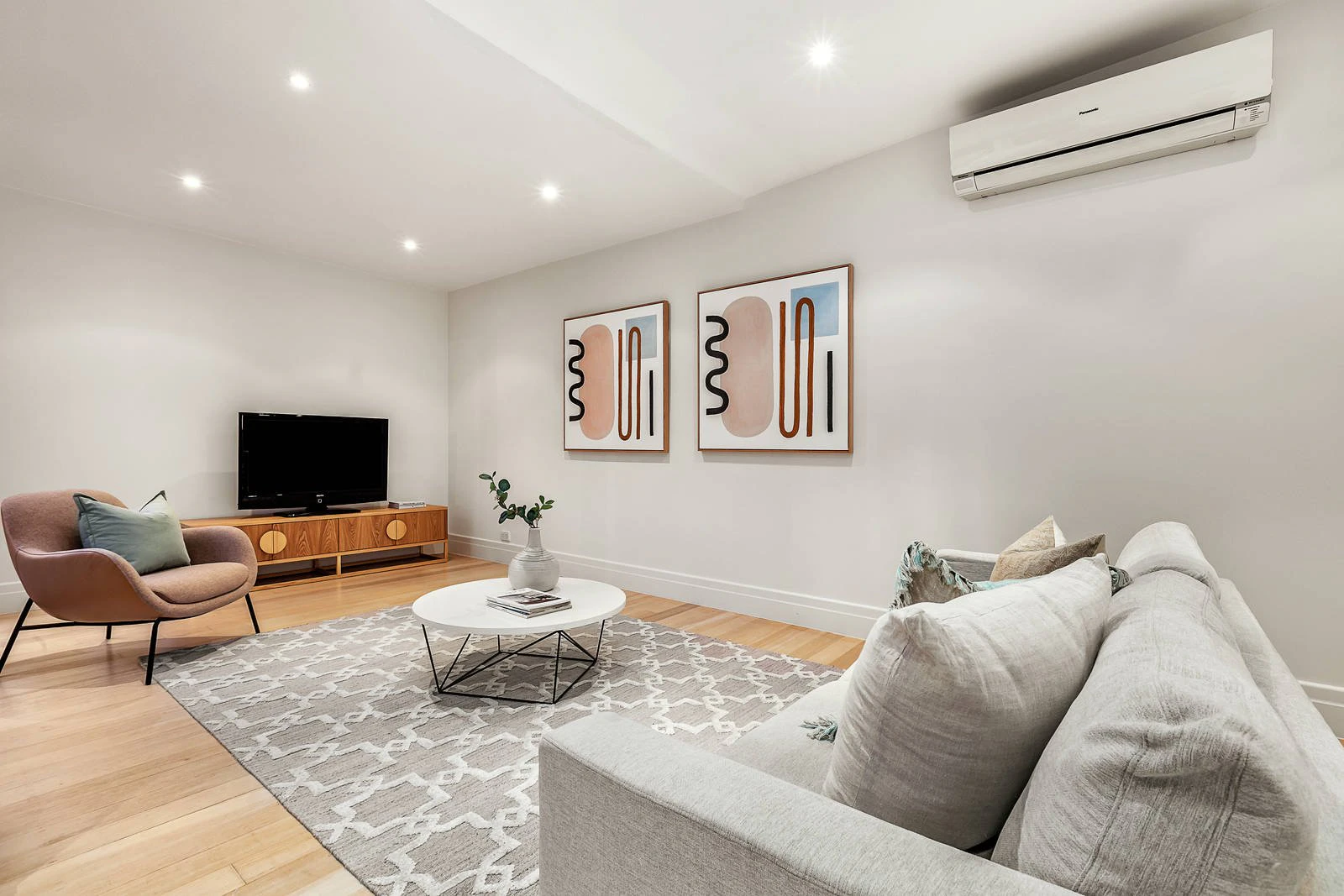 9 Mayrose Crescent, Brighton East, VIC
