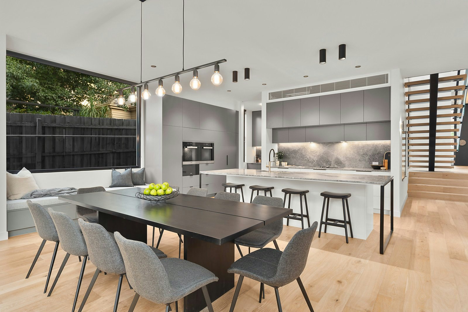 37 Rosedale Road, Glen Iris, VIC