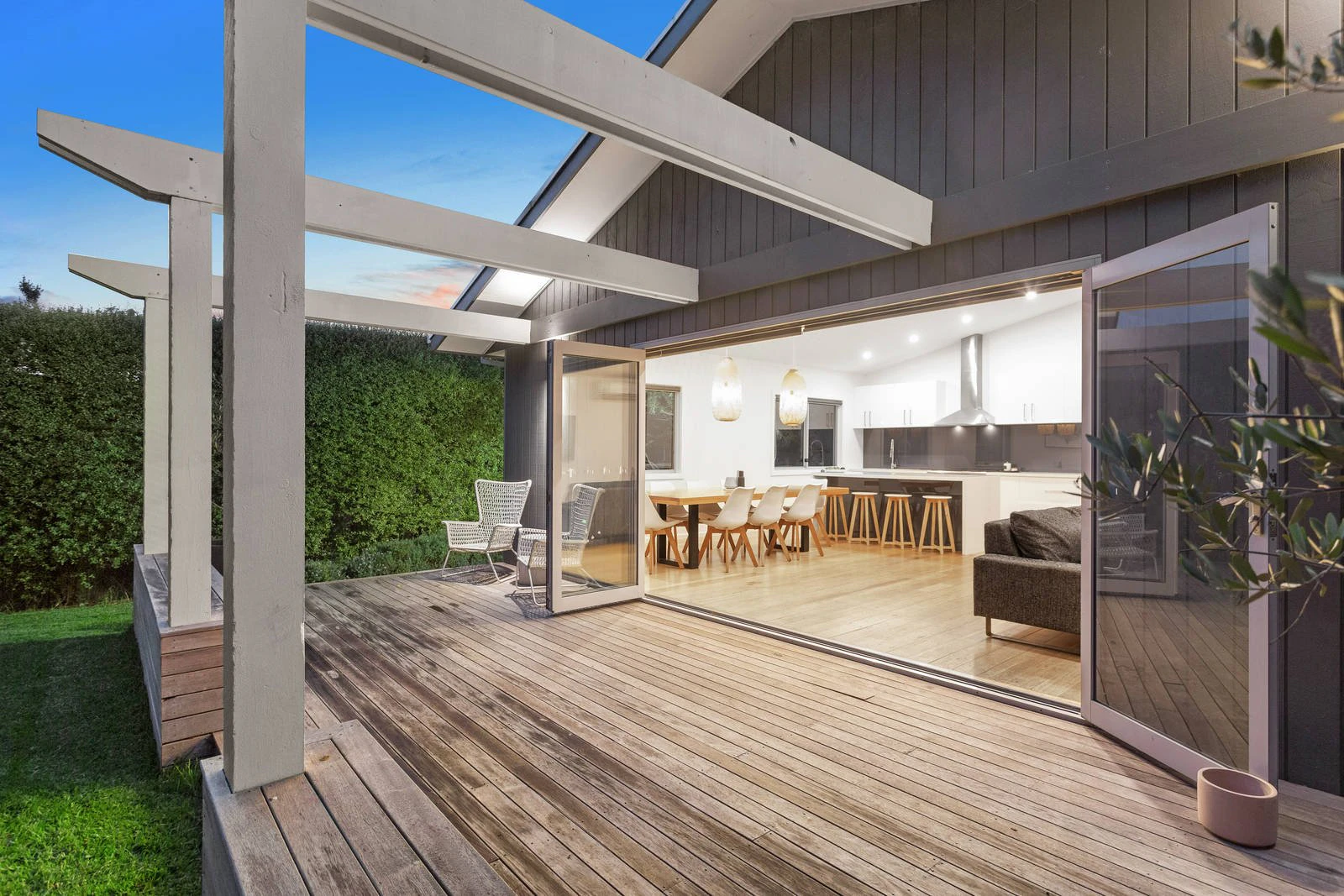 15 Moona Avenue, Mornington, VIC