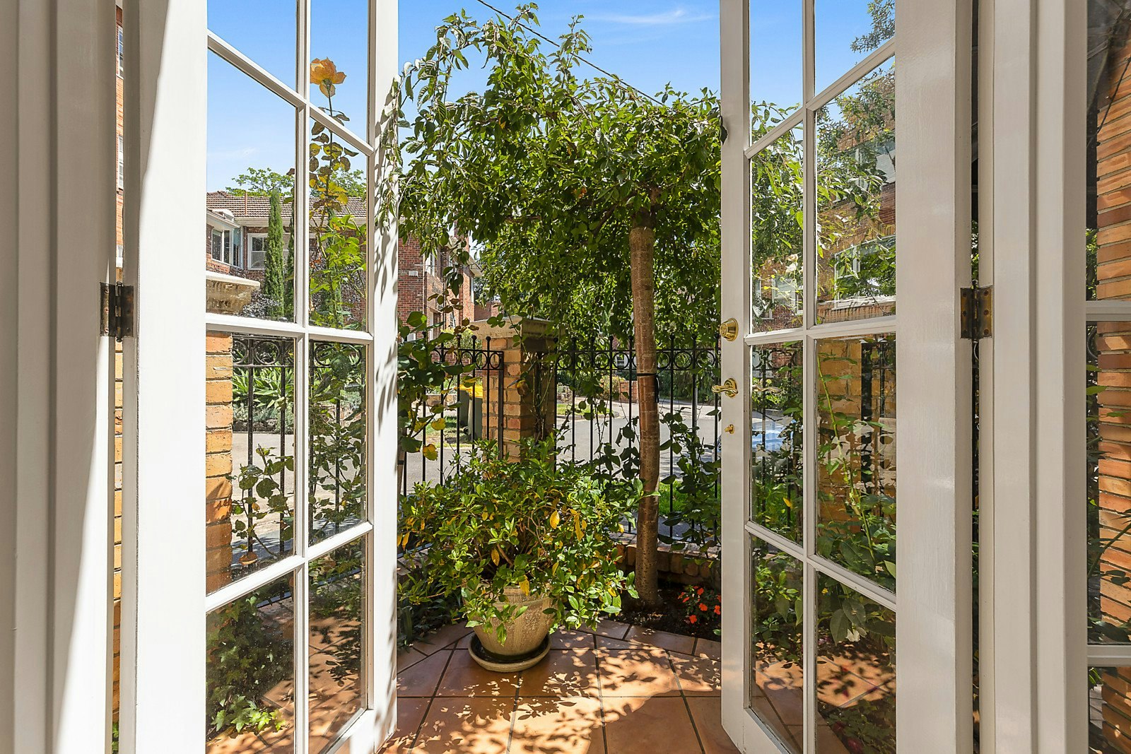 1/28 St Leonards Court, South Yarra, VIC